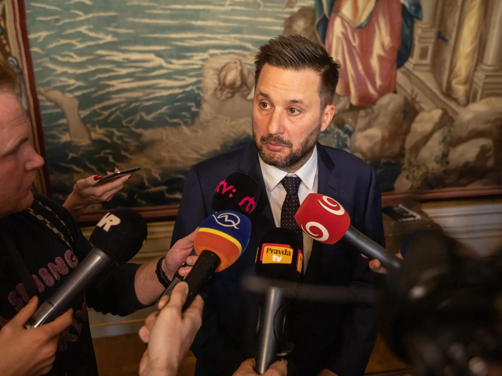 Tlačová konferencia k uzáverám spojenými s vystavbov D4R7 a Mlinksich Nív, ktorú zvolal Ing. Arch. Matúš Vallo v Primaciálnom Paláci.