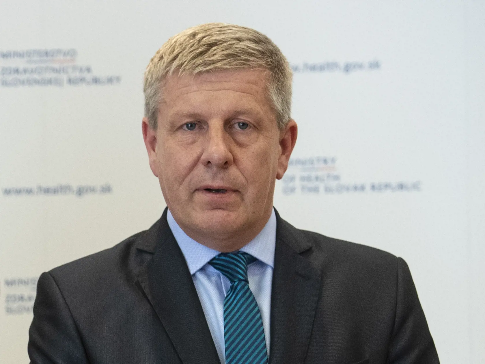 Na snímke minister zdravotníctva SR Vladimír Lengvarský (nominant OĽANO) počas tlačovej konferencie po rokovaní s českým rezortným partnerom Vlastimilom Válekom 2. mája 2022 v Bratislave. FOTO TASR - Pavel Neubauer