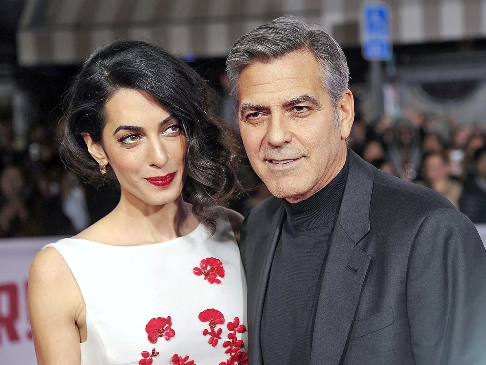 George Clooney by chcel vyriešiť všetky neprávosti sveta, no na susedov ohľad neberie.