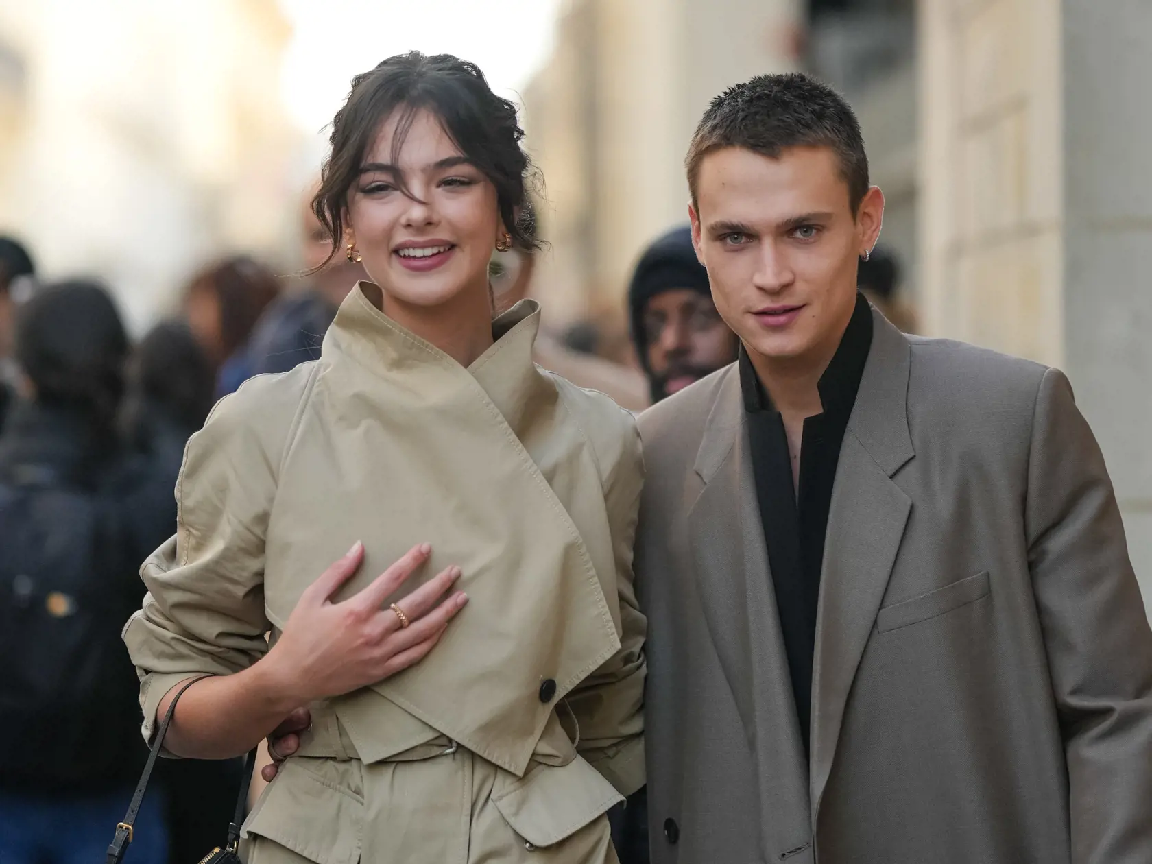 Deva Cassel a Saul Nanni počas prehliadky Dior v januári na parížskom Fashion Week. 