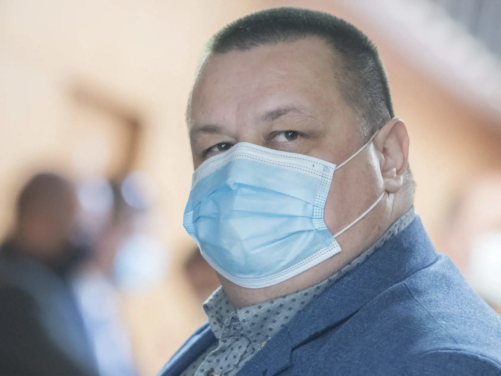Výšku pokuty úrad najprv nezverejnil, neskôr informoval, že je vo výške 250 eur. Už v minulosti avizoval, že pri jej určení je povinný prihliadať na to, že k priestupku došlo opakovane.