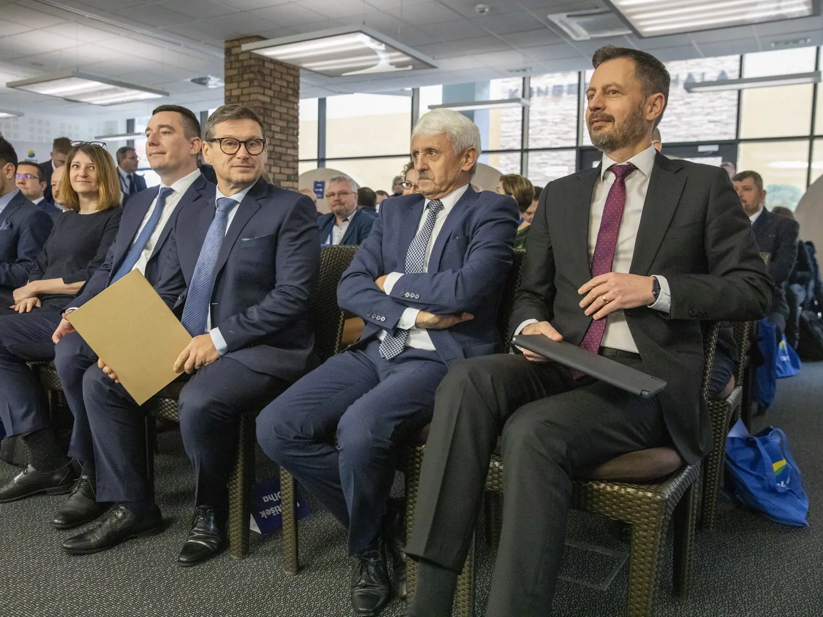 Snem strany Spolu sa uskutočnil tesne pred hlasovaním parlamentu o dôvere vlády Eduarda Hegera.