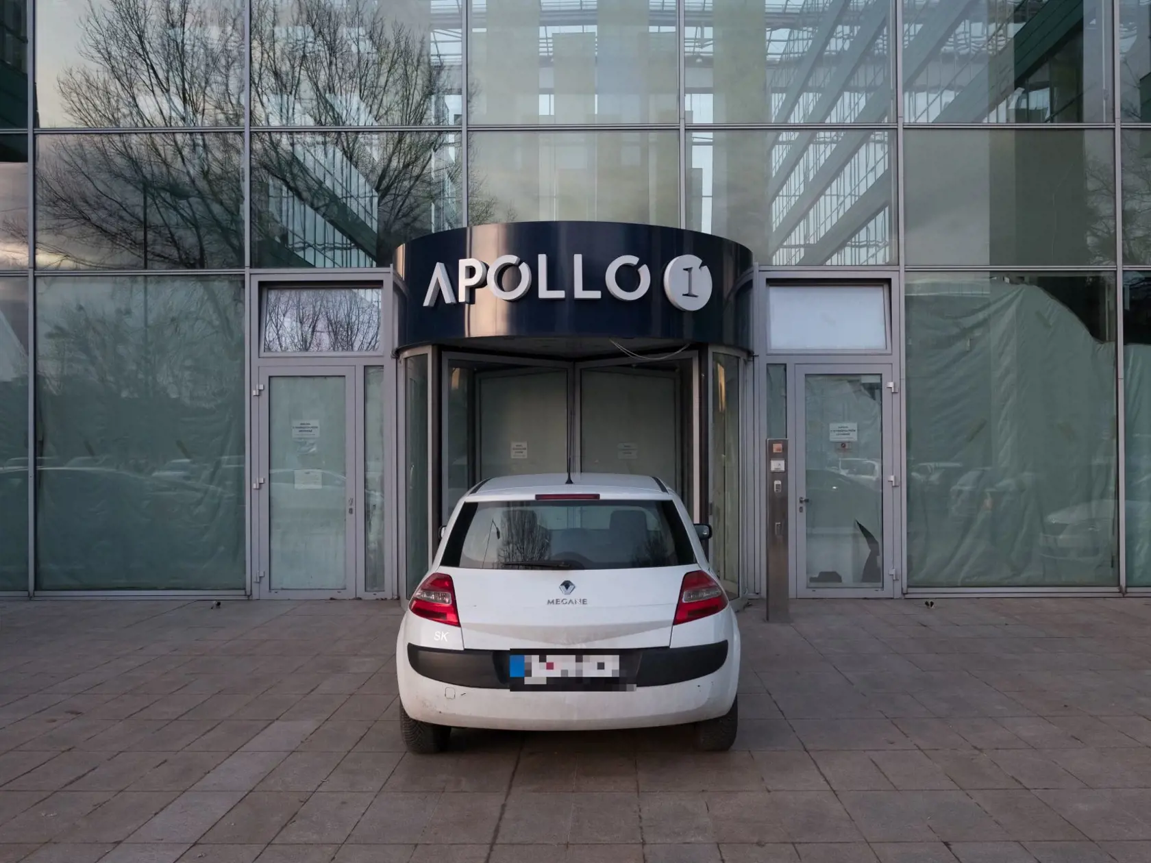 2019: Staré centrum je v takom stave, že sa musí zbúrať.