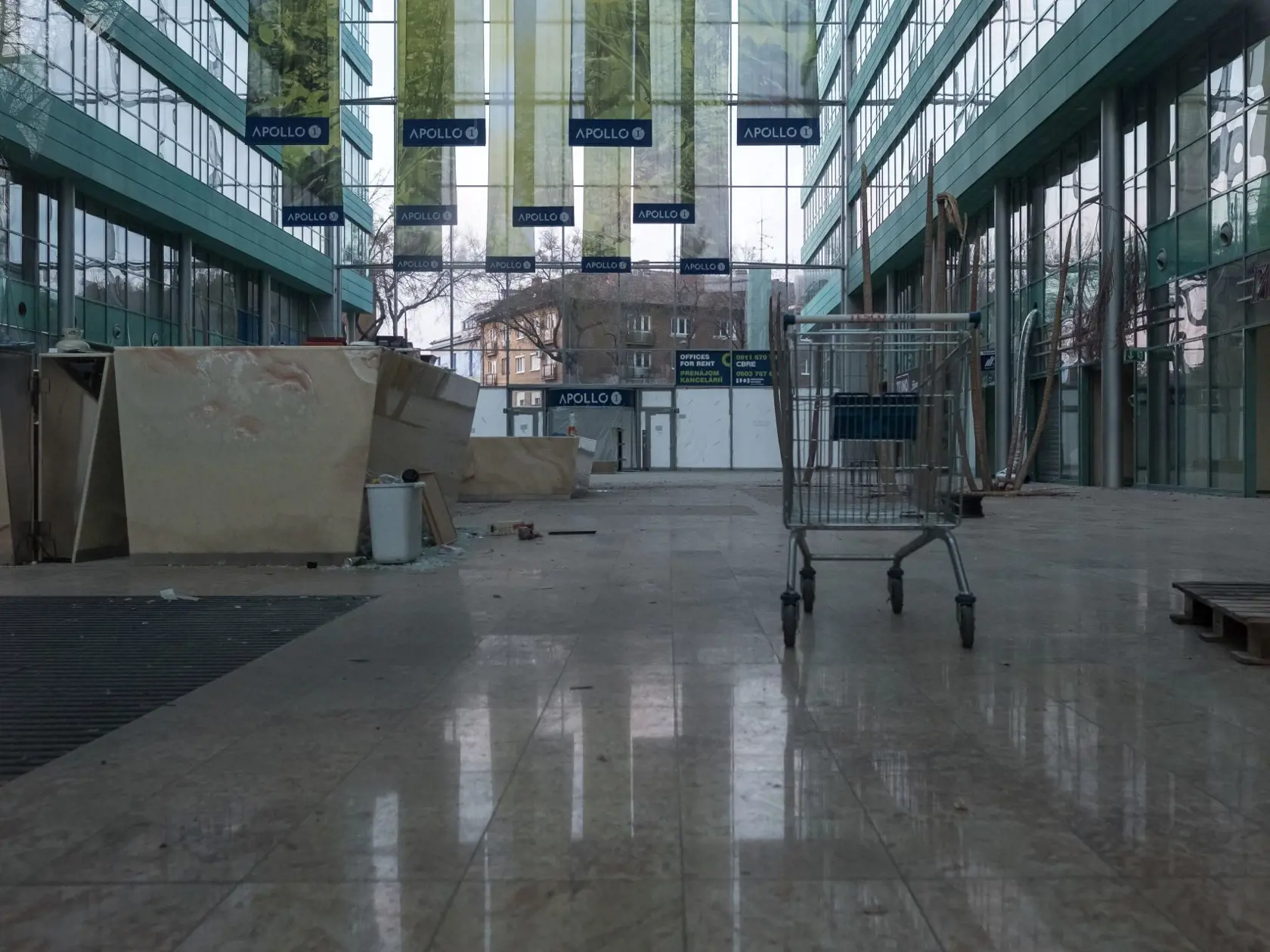 2019: Staré centrum je v takom stave, že sa musí zbúrať.