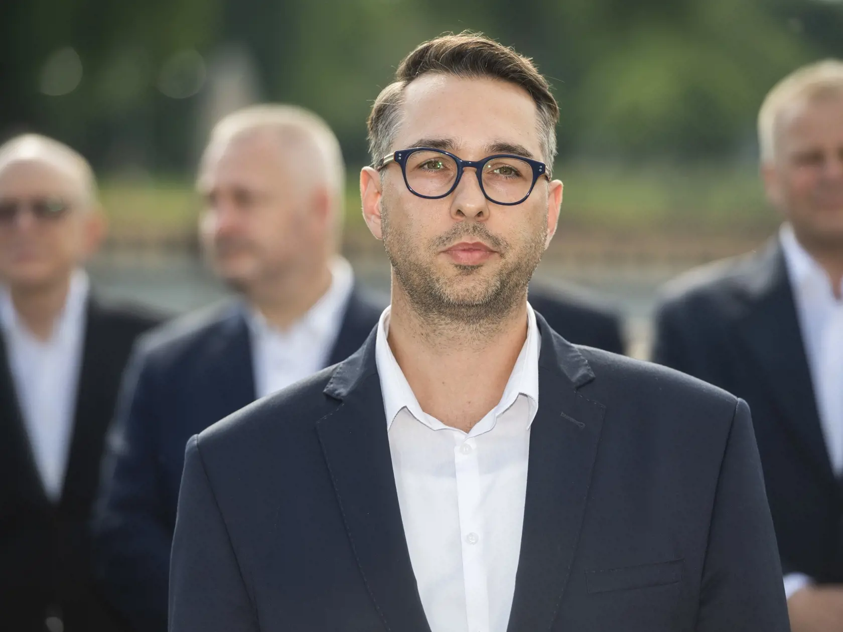 Peter Cmorej oznámil na svojom profile na sociálnych sieťach, že od začiatku nového roka už nie je členom SaS.