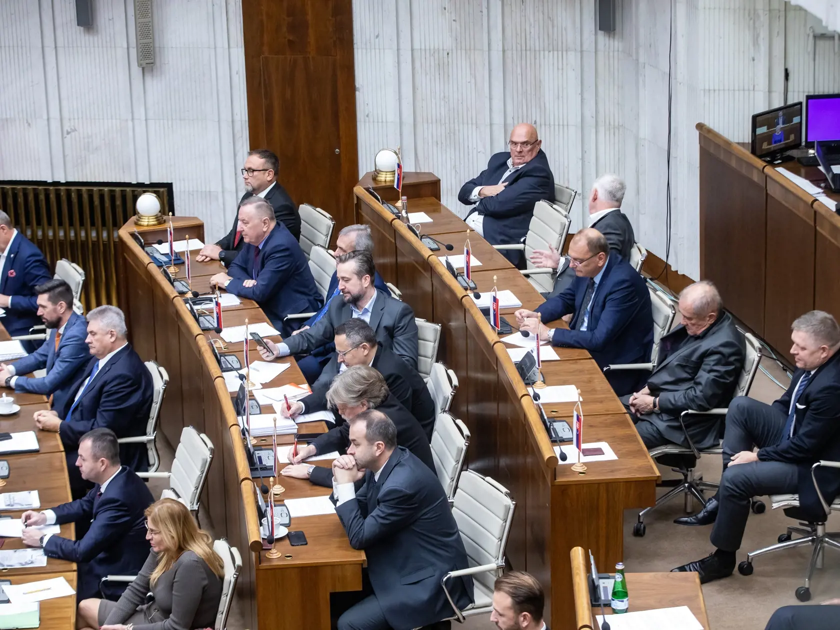 Prezidentka SR Zuzana Čaputová vystúpila so správou o stave republiky pred poslancami NR SR (29. november 2022). Na snímke je Robert Fico.