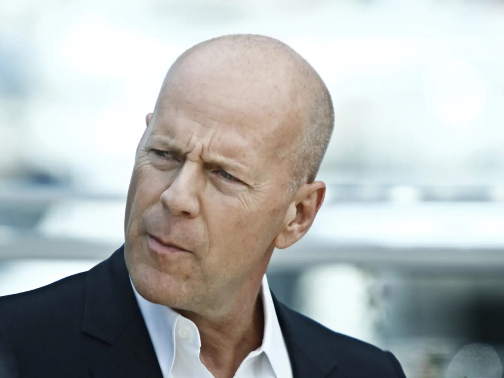 Us,Actor,Bruce,Willis,Poses,During,The,Photocall,Of,'moonrise