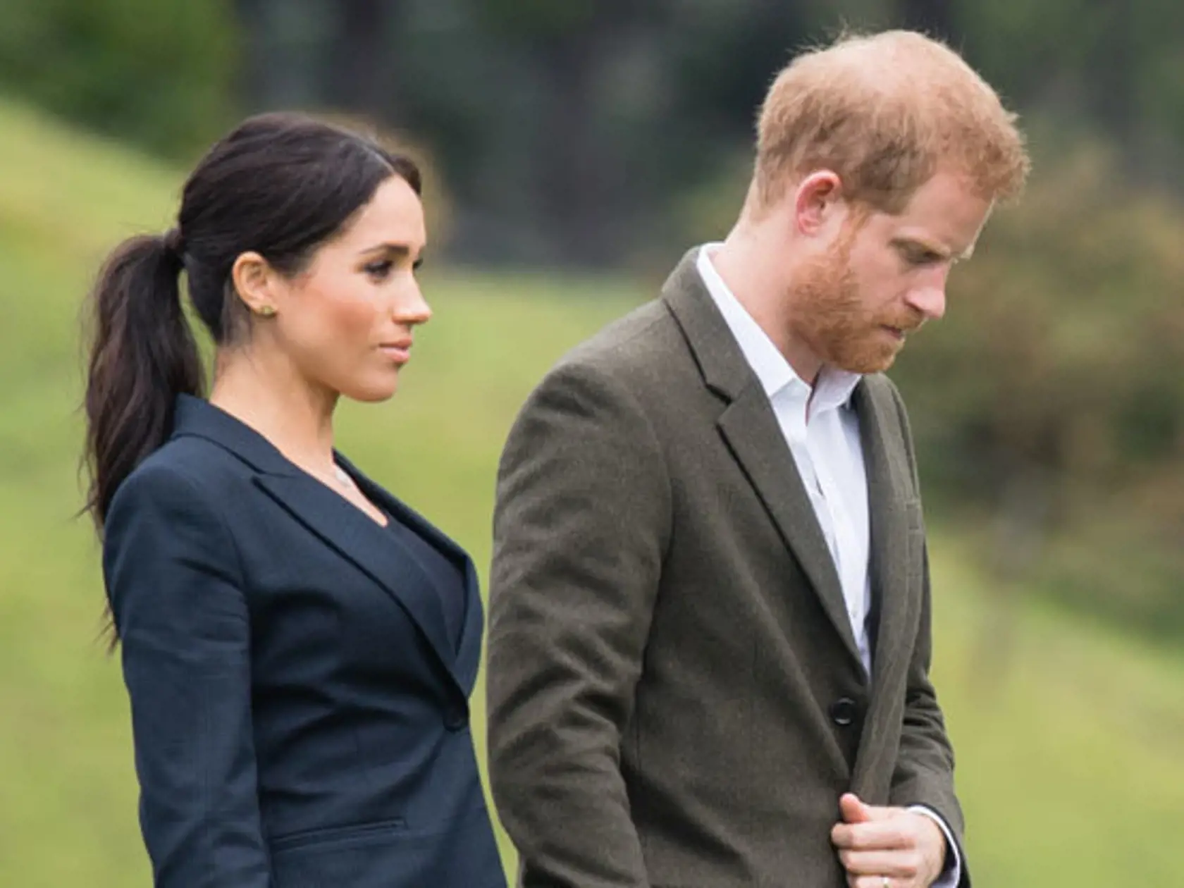 Britský princ Harry a jeho manželka Meghan zjavne nemajú v úmysle zisťovať pohlavie dieťaťa.