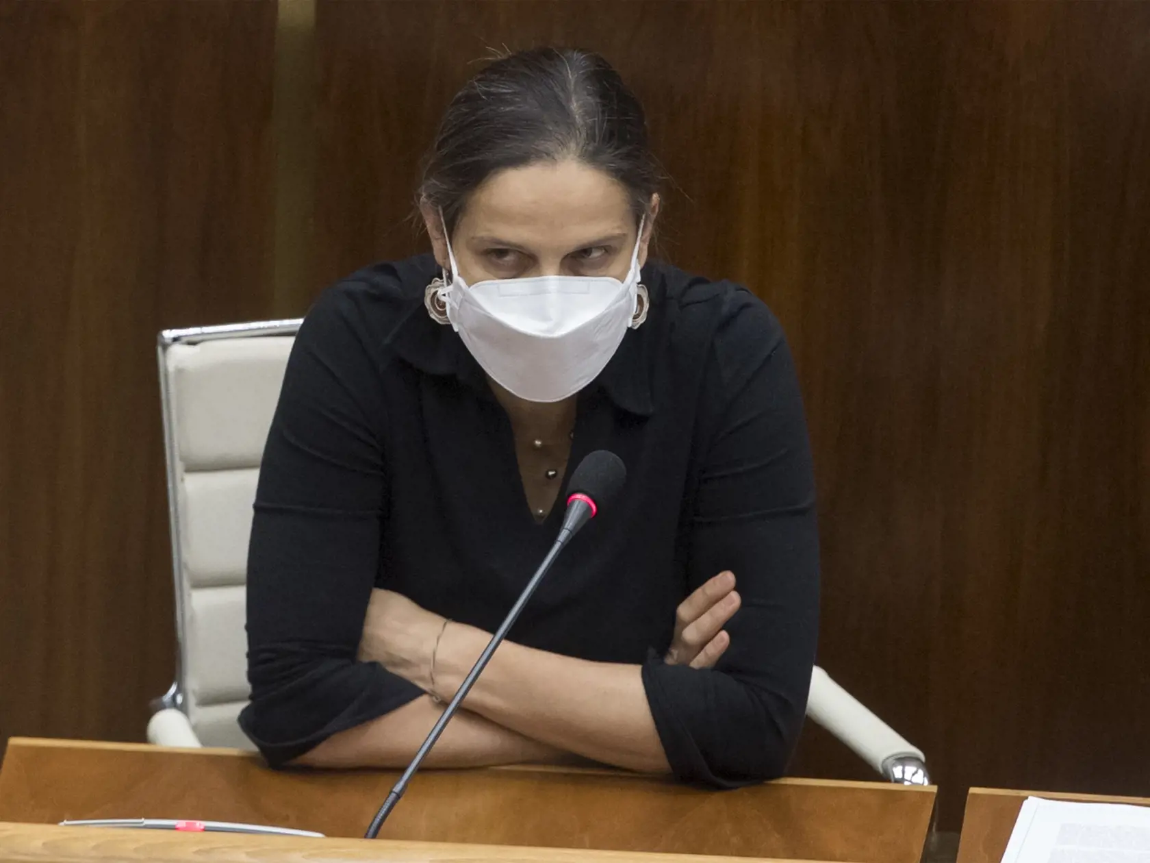 Na snímke ministerka spravodlivosti SR Mária Kolíková (Za ľudí) počas mimoriadnej schôdze NR SR, na ktorej sa poslanci budú venovať vládnej novele zákona o ochrane, podpore a rozvoji verejného zdravia, 13. októbra 2020 v Bratislave. FOTO TASR - Martin Baumann