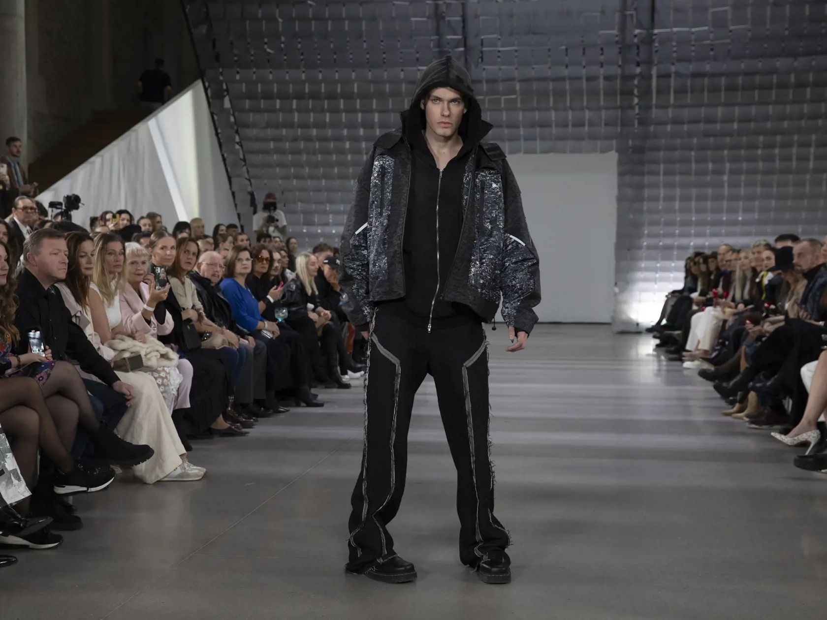 Na snímke je Mercedes Benz Fashion Live v SNG v Bratislave.
Modely  Jakuba Matiašoviča.