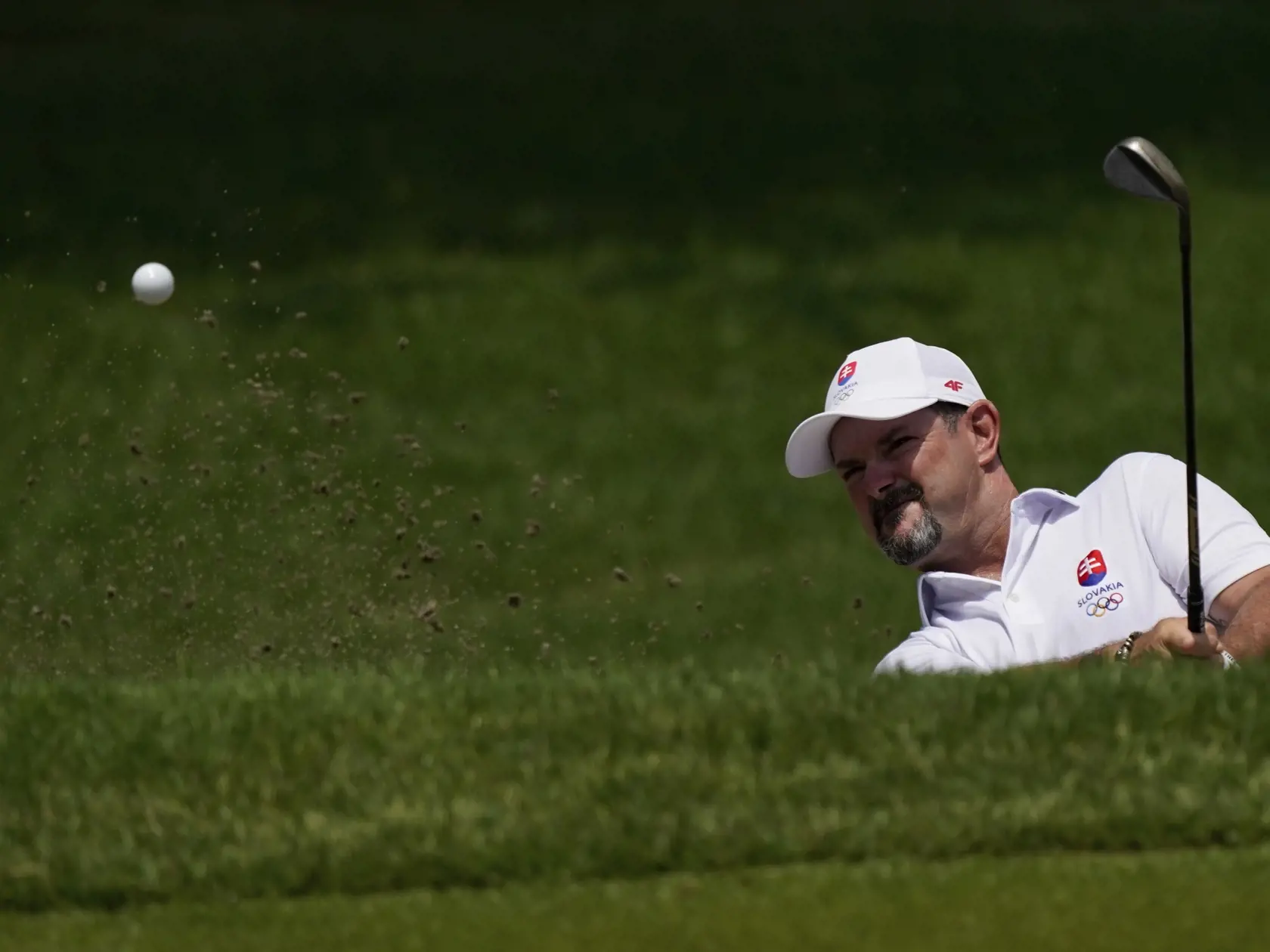 EBE 19 Kawangoe -  Na snímke slovenský reprezentant v golfe Rory Sabbatini v 2. kole turnaja na XXXII. letných OH v Tokiu 31. júla 2021. Sabbatini figuruje aj po sobotnom skompletizovaní programu  2. kola olympijského turnaja naďalej na priebežnom 11. mieste, na ktorom je spoločne s ďalšími tromi hráčmi.
