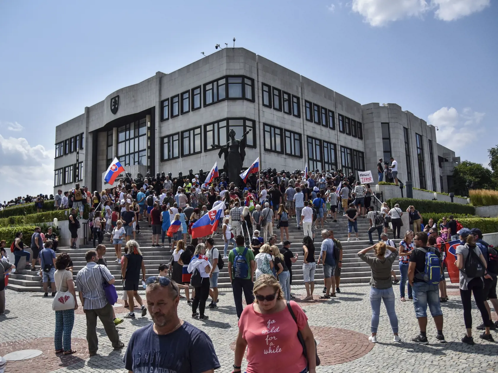 protest pred NR SR v Bratislave
