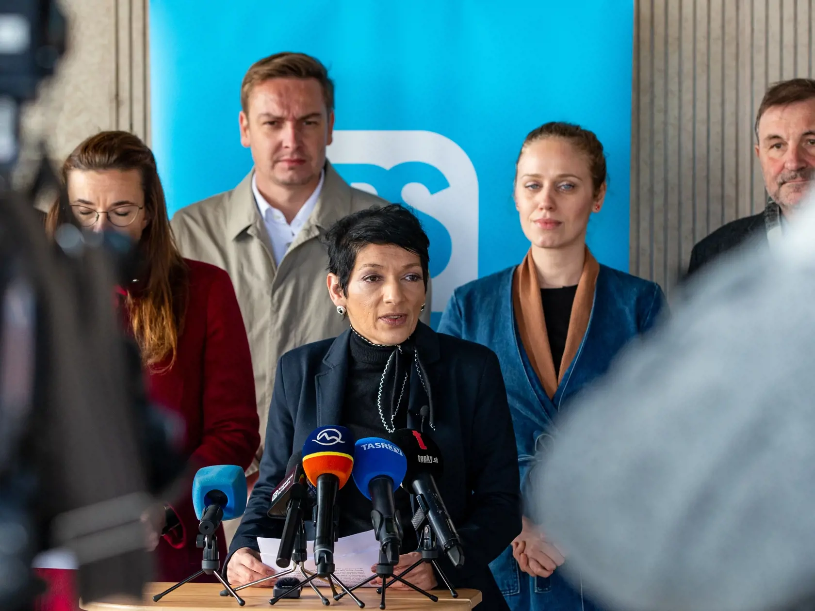 Snem si tiež zvolil podpredsedov hnutia, stali sa nimi Irena Bihariová, Lucia Plaváková, Martin Hojsík, Michal Truban a Tomáš Valášek.