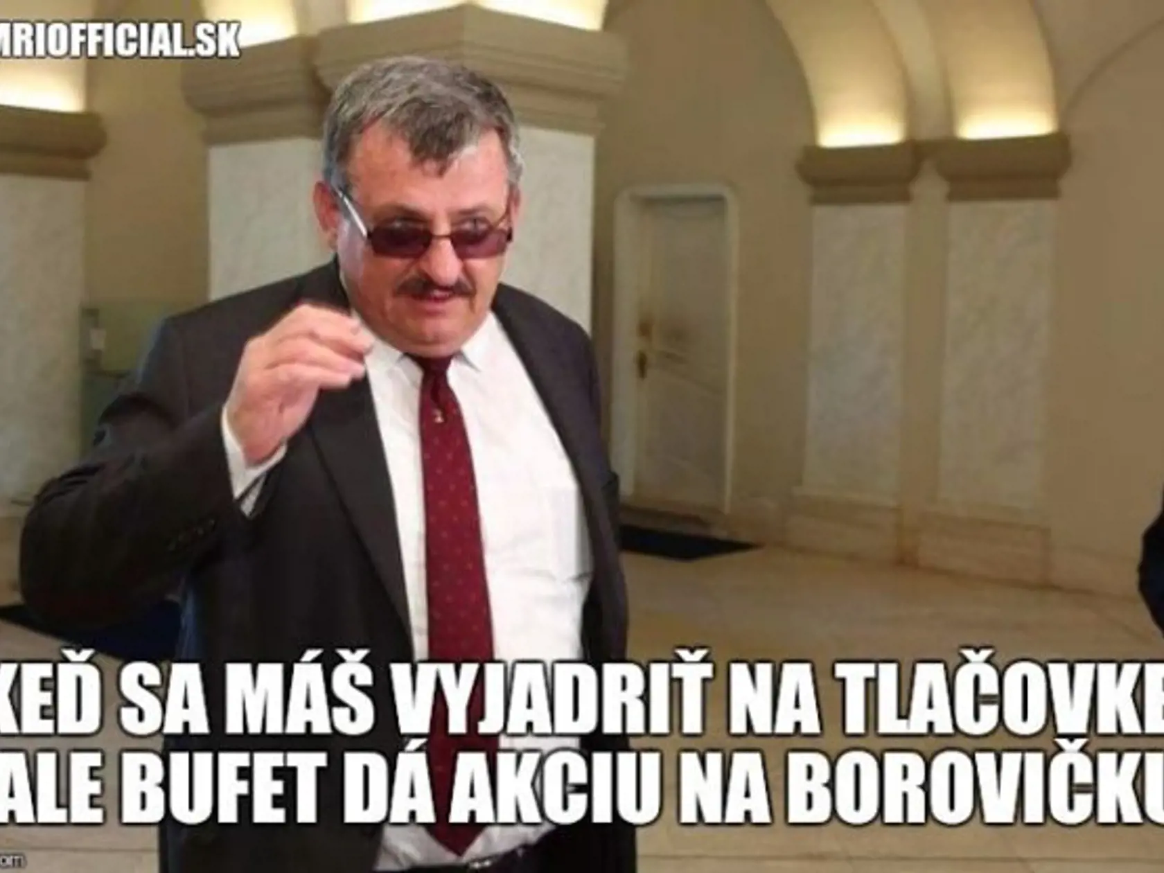 Národniar Anton Hrnko oslavoval včera narodeniny. Toto sú tie najlepšie vtipy, ktoré internetoví zabávači počas Hrnkovho pôsobenia v politike vyprodukovali.