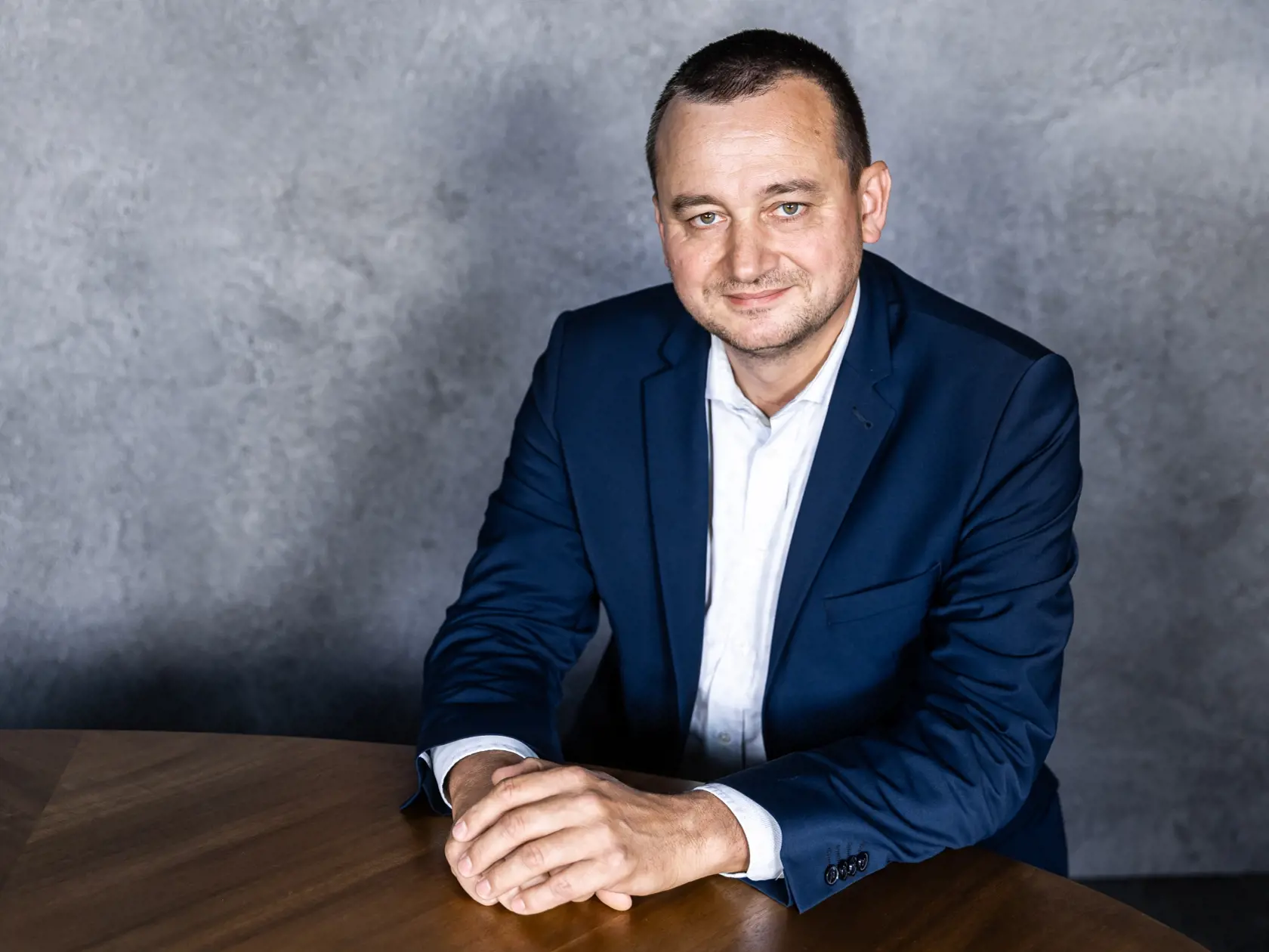 Diskusná relácia Plus JEDEN DEŇ, ktorej hosťom bol Martin Kultan.