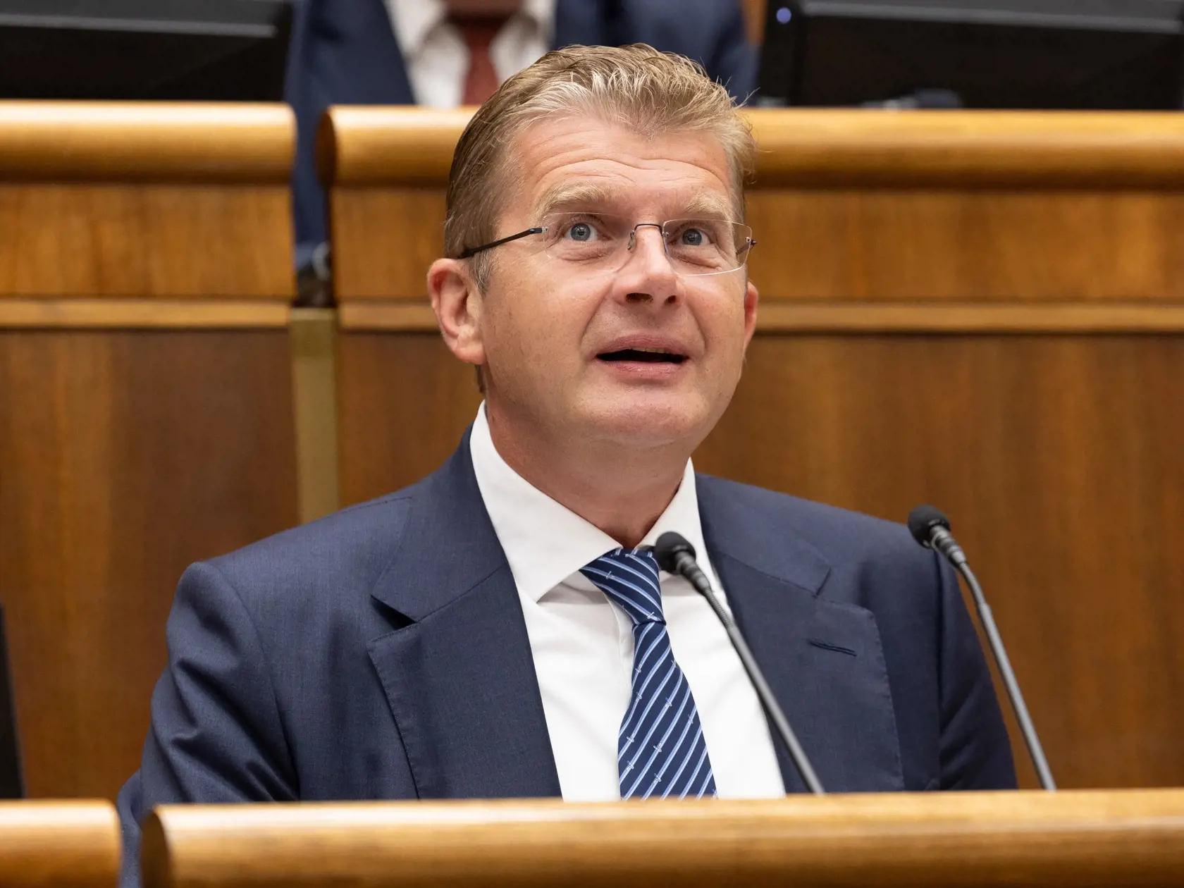 Bývanie pre povereného predsedu NR SR rieši ministerstvo vnútra.
