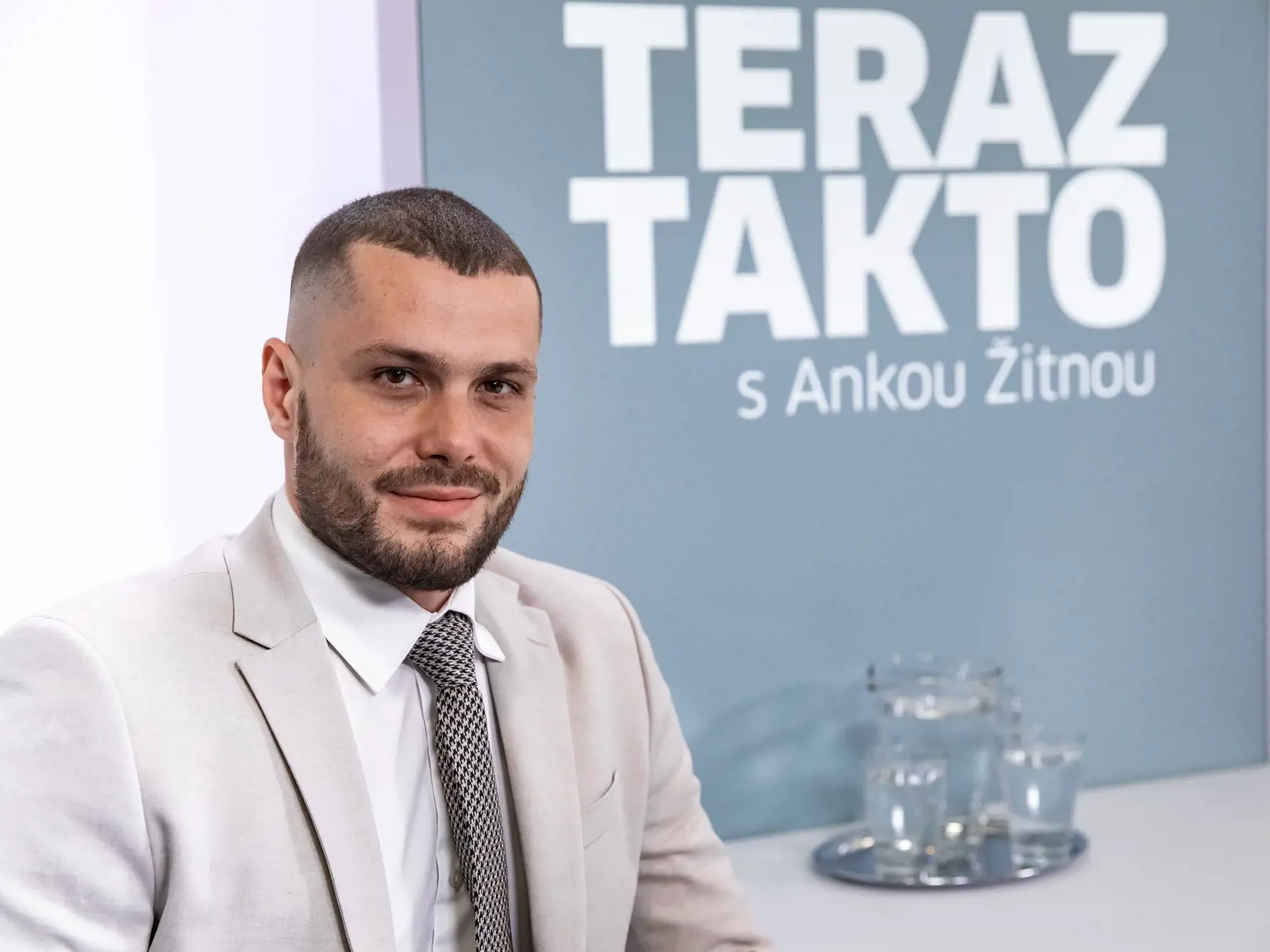 Poslanec NR SR Richard Glück hovoril o vyhrážkach, ktoré dostal.