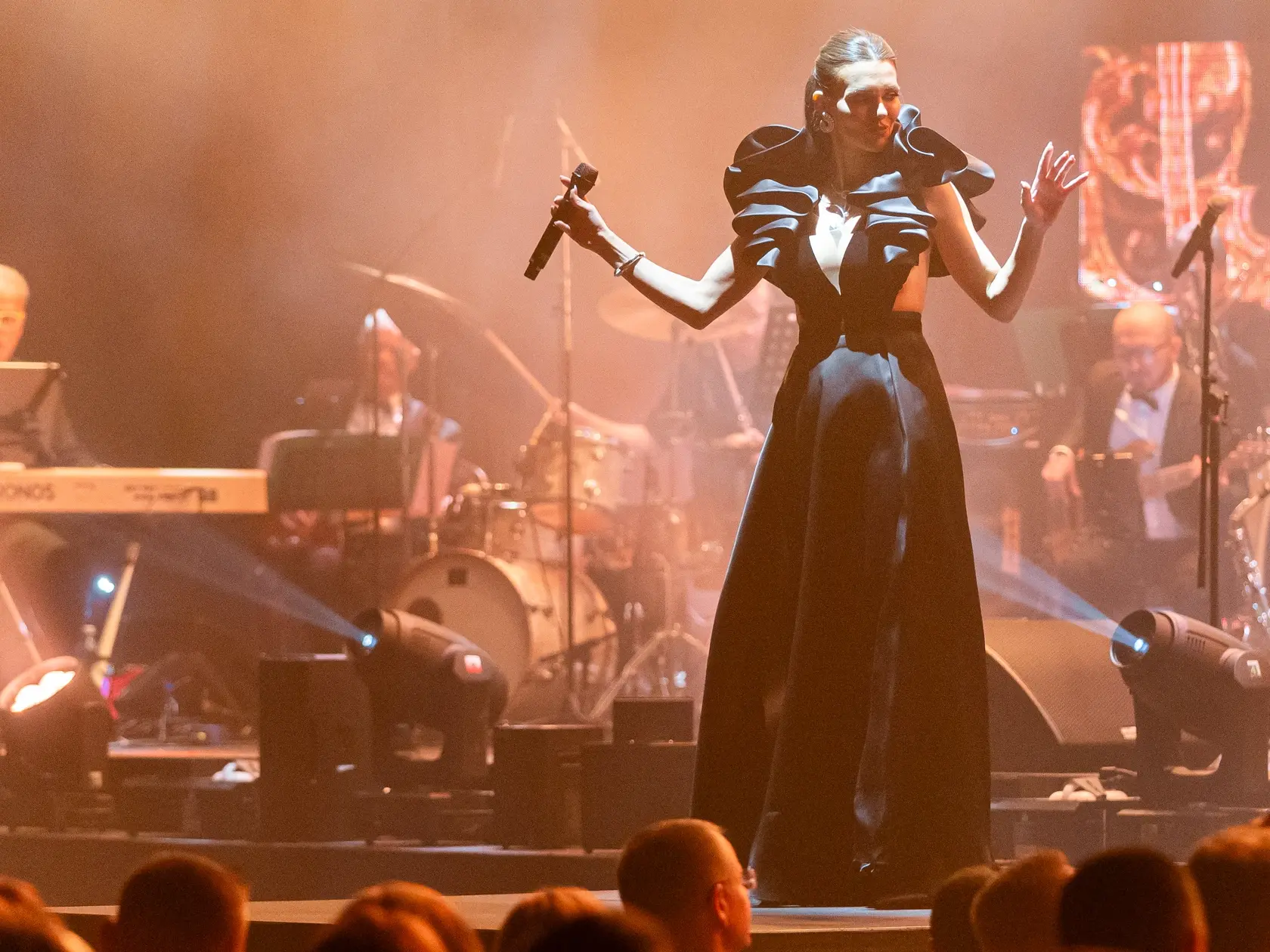 Koncert pod názvom “BOND GIRL ORCHESTRA LIVE SHOW” v Bratislave. Na snímke Martina Schindlerová. 