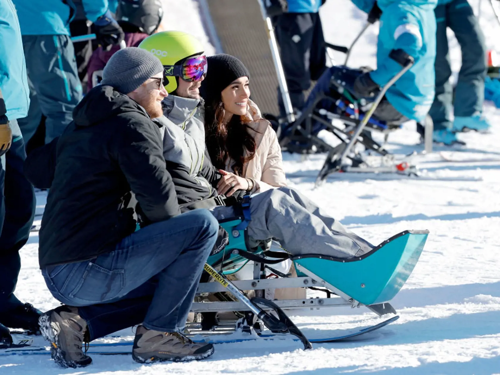 Meghan a princ Harry na zimných Invictus Games vo  Whistleri v Kanade.