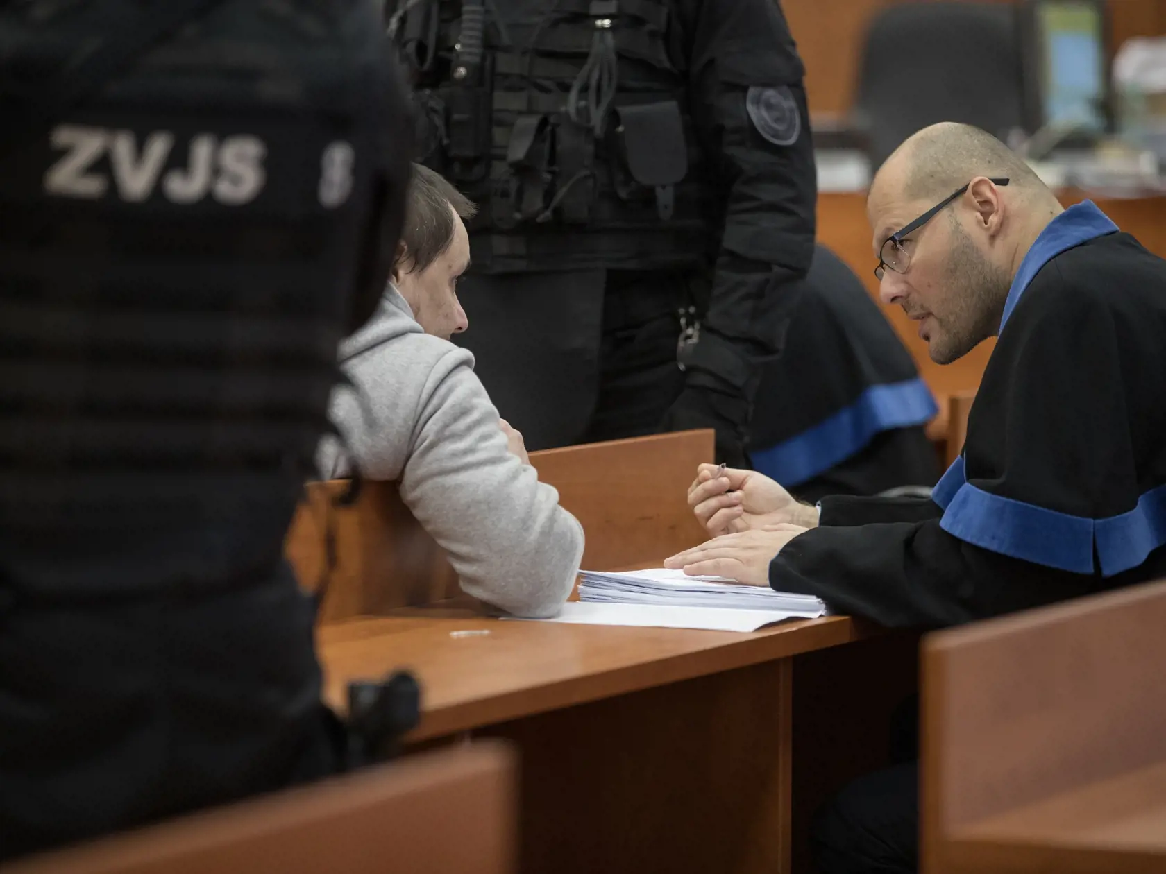 Ôsme pojednávanie na Špecializovanom trestnom súde v Pezinku vo veci vraždy investigatívneho novinára Jána Kuciaka a jeho snúbenice Martiny Kušnírovej. Na snímke je obžalovaný Tomáš Szabó so svojim právnym zástupcom.