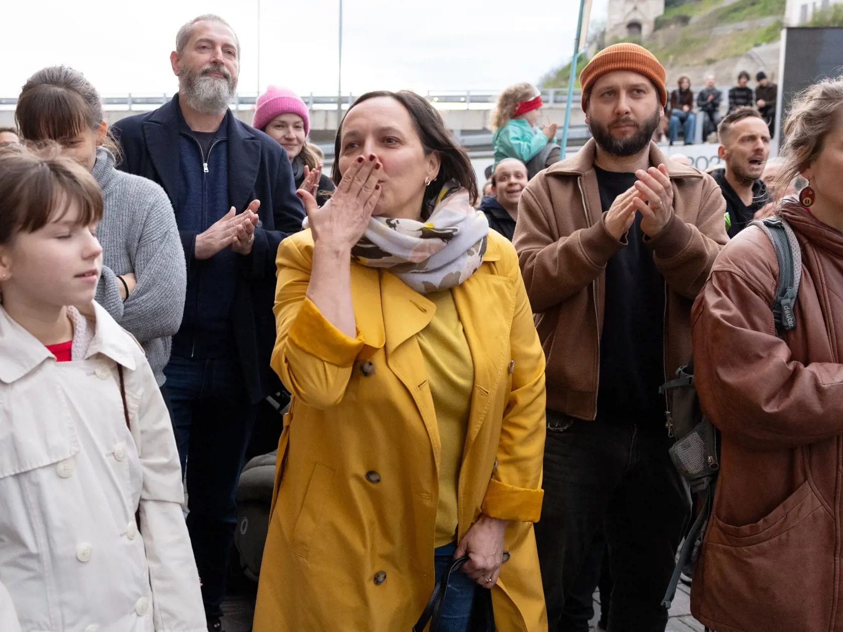 Neberte nám Bibianu! Iniciatíva Otvorená kultúra organizovala protest proti odvolaniu riaditeľky BIBIANY – Medzinárodného domu umenia pre deti v Bratislave – Zuzany Liptákovej. Ministerka kultúry Martina Šimkovičová a na jej miesto vymenovala bez výberového konania svoju známu Petru Flach. Na snímke je odvolaná riaditeľka Zuzana Liptáková.