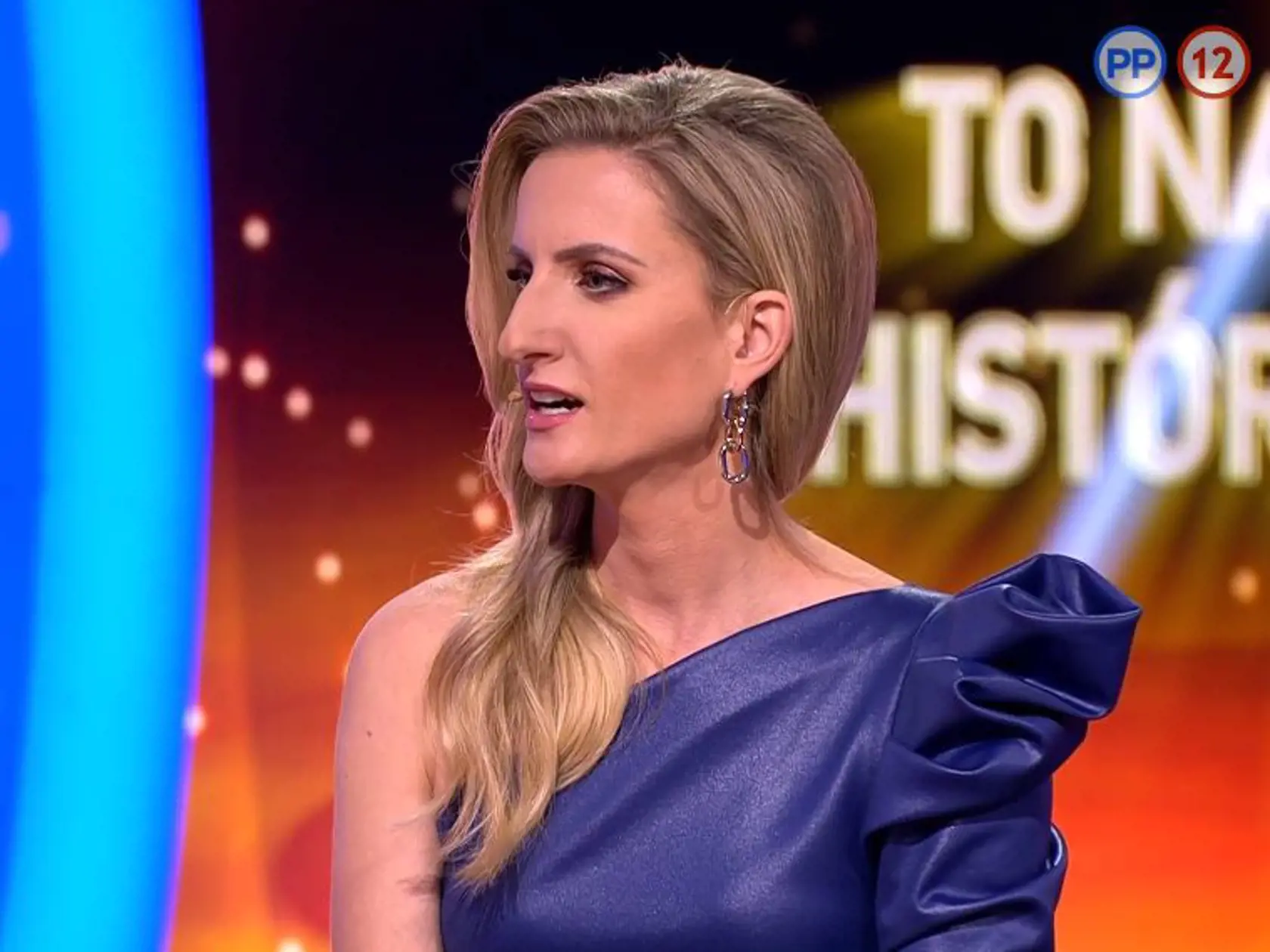 Adela zostala prekvapená.