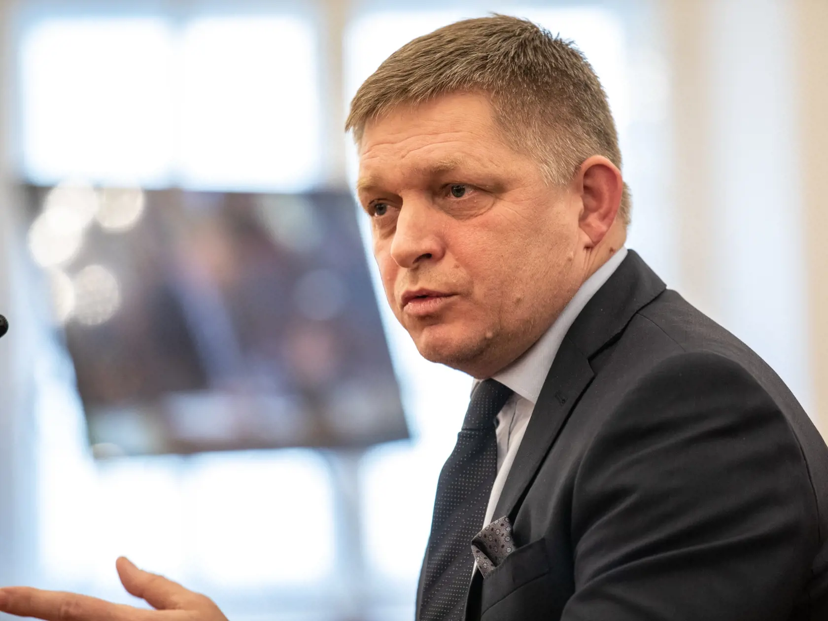 Verejné vypočutie kandidátov na Ústavných Sudcov v Bratislave v budove Historickej Národnej Rady na Župnom Námestí
