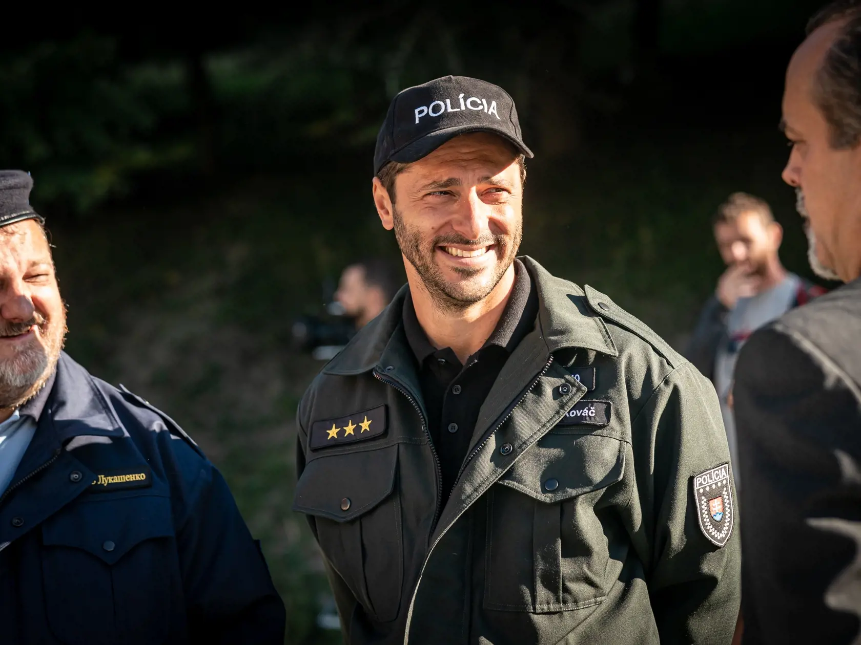 Herec Braňo Deák je zahrá policajta.