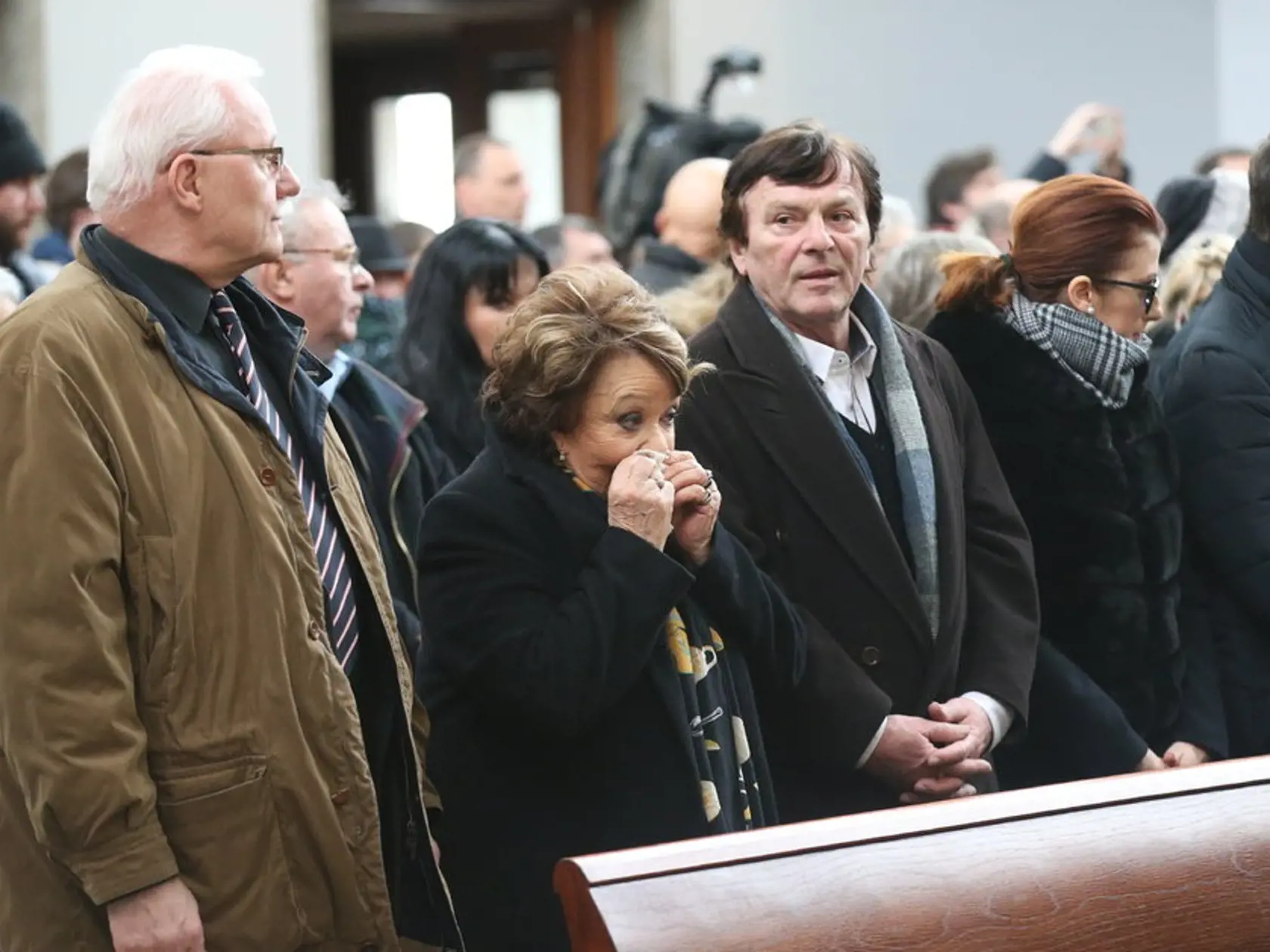 Jiřina Bohdalová na pohrebe Václava Vorlíčka (†88)