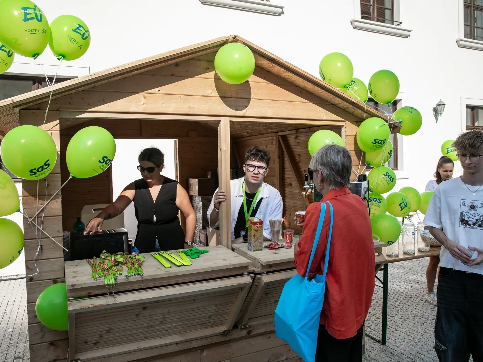 Deň otvorených dverí Národnej rady Slovenskej republiky pri príležitosti 30. plenárneho zhromaždenia.
