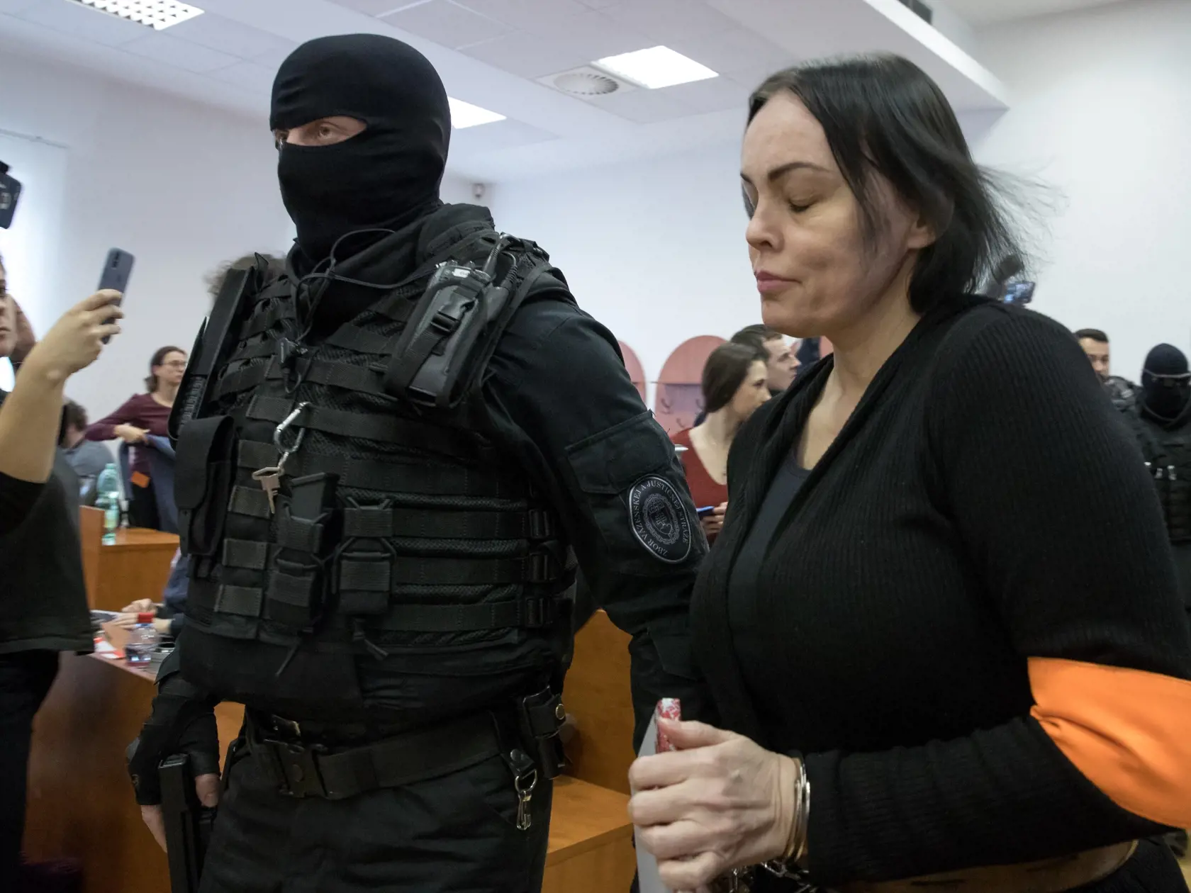 Prvé pojednávanie na Špecializovanom trestnom súde v Pezinku vo veci vraždy investigatívneho novinára Jána Kuciaka a jeho snúbenice Martiny Kušnírovej. Na snímke je Alena Zsuzsová.