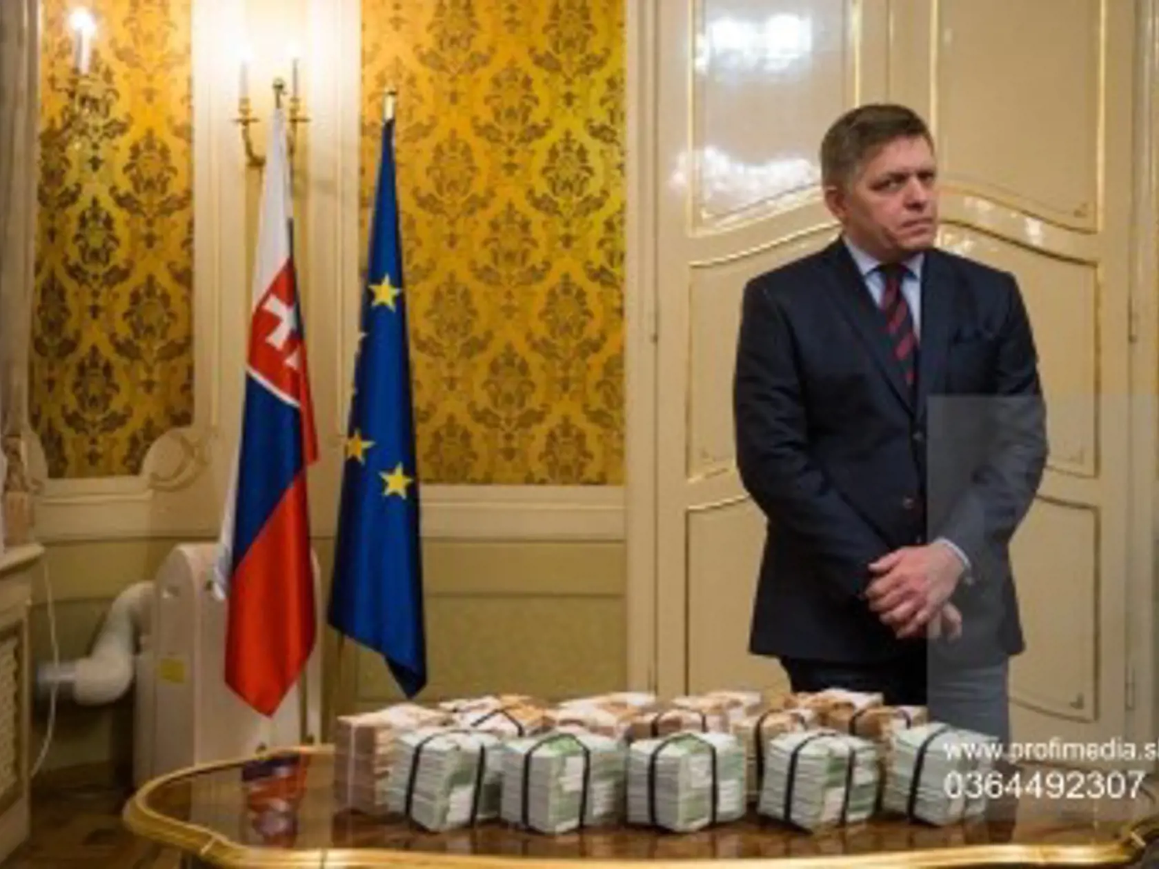 Startupista – Pán Fico má zázračnú schopnosť zhromaždiť veľké množstvo peňazí. Kariéra investora v startupoch by mohla byť cesta ako ušitá preňho. Určite by vlastnou hlavou dokázal peniaze zhodnotiť. 
