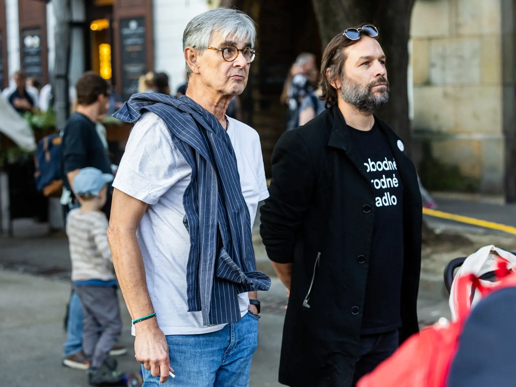 Protest na podporu kultúrneho štrajku: Boris Farkaš a Kamil Mikulčík.