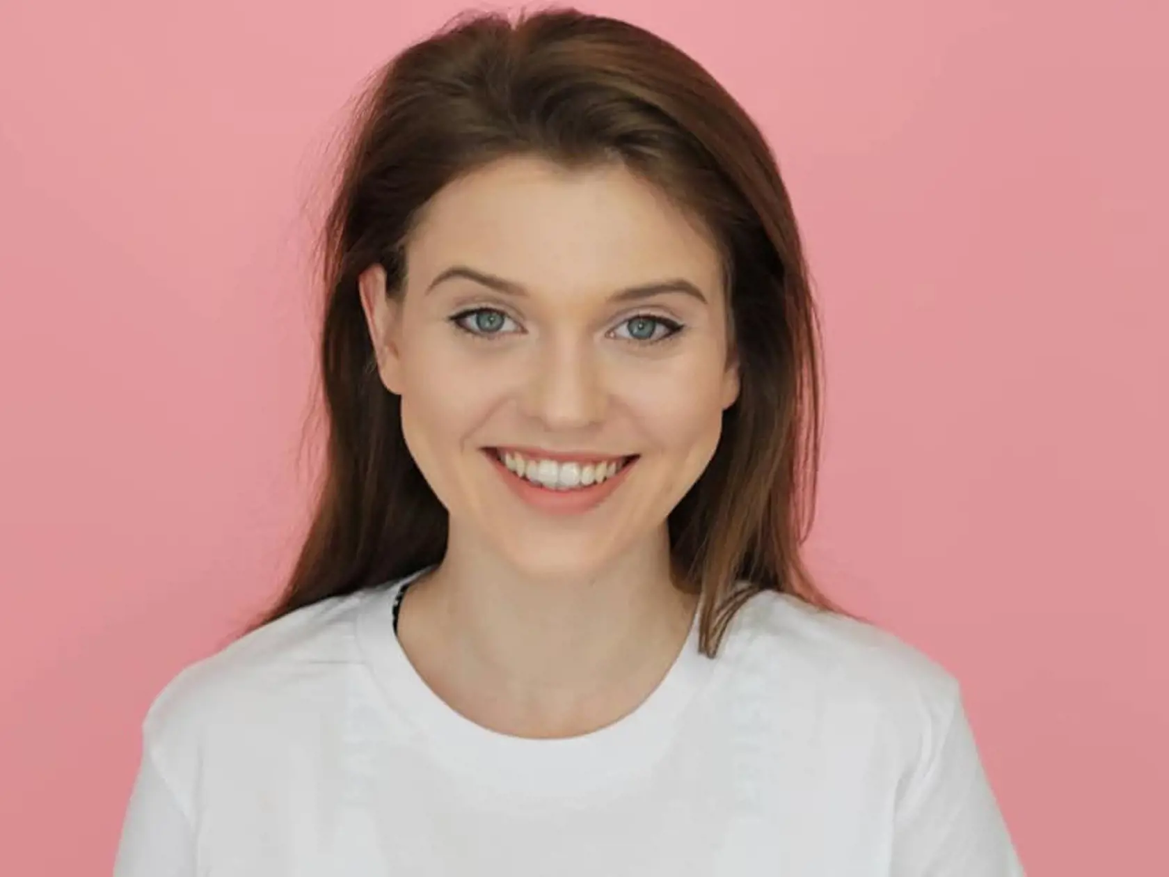 Sandra Sviteková  (29) je vyštudovaná učiteľka filozofie a histórie.
