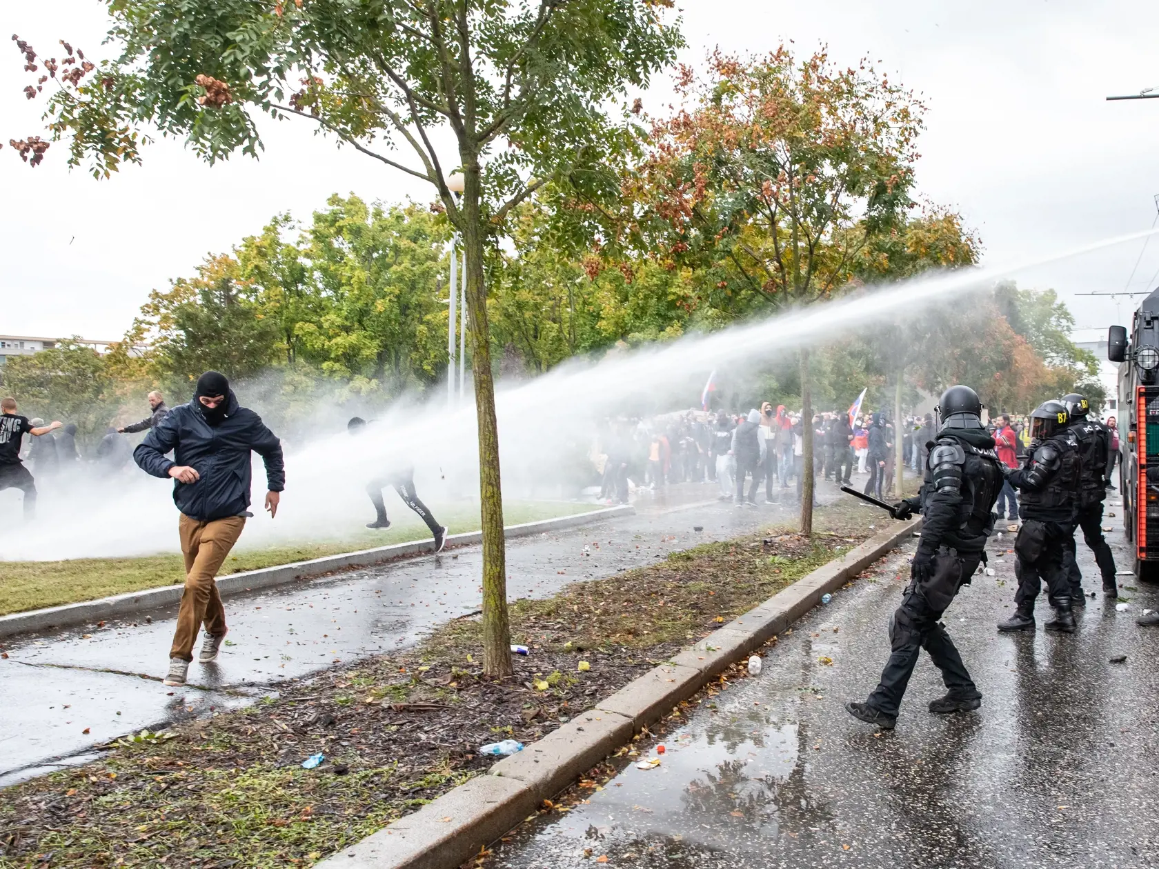 Protest proti Igorovi Matovičovi pred úradom vlády SR.