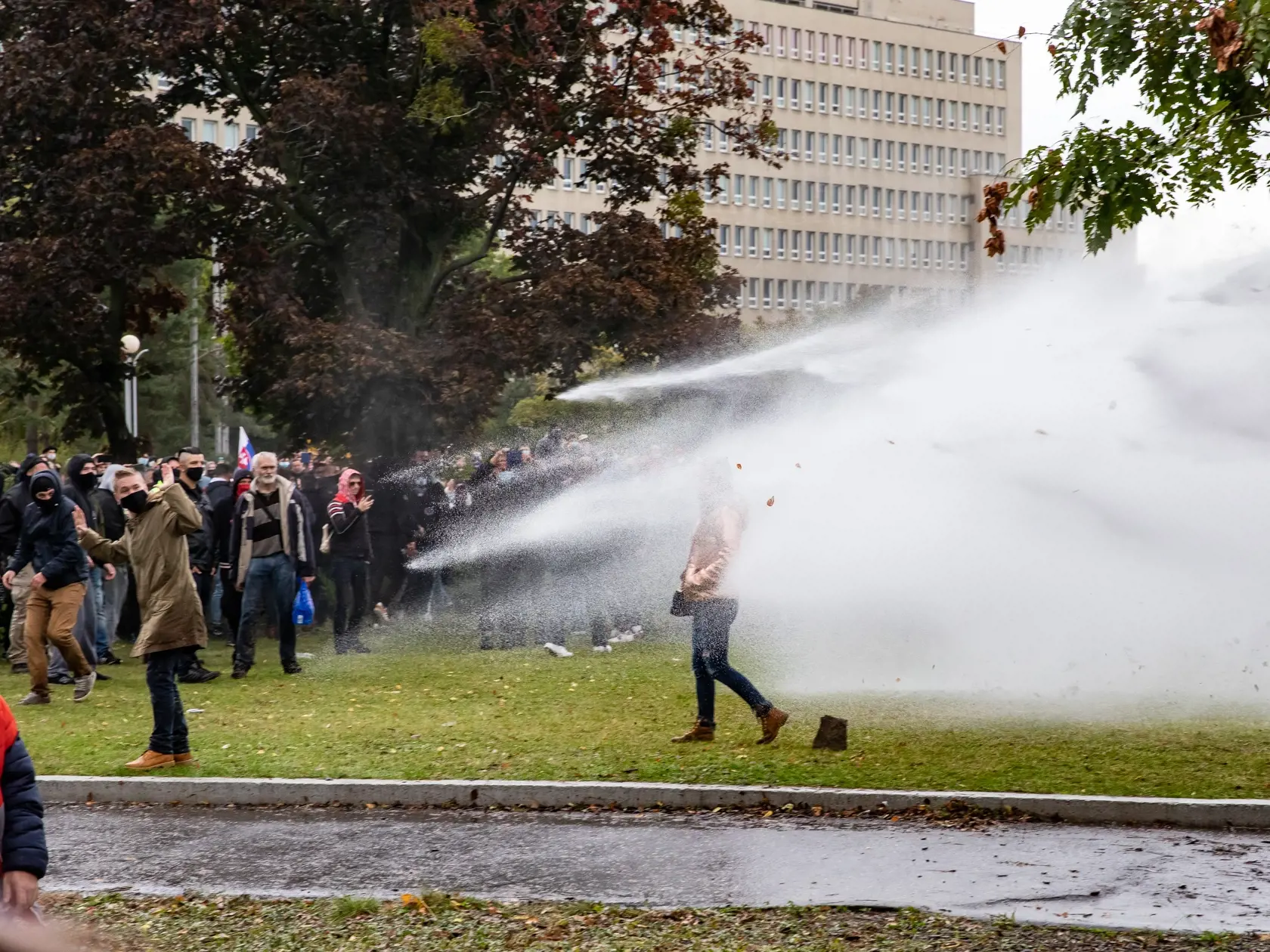 Protest proti Igorovi Matovičovi pred úradom vlády SR.