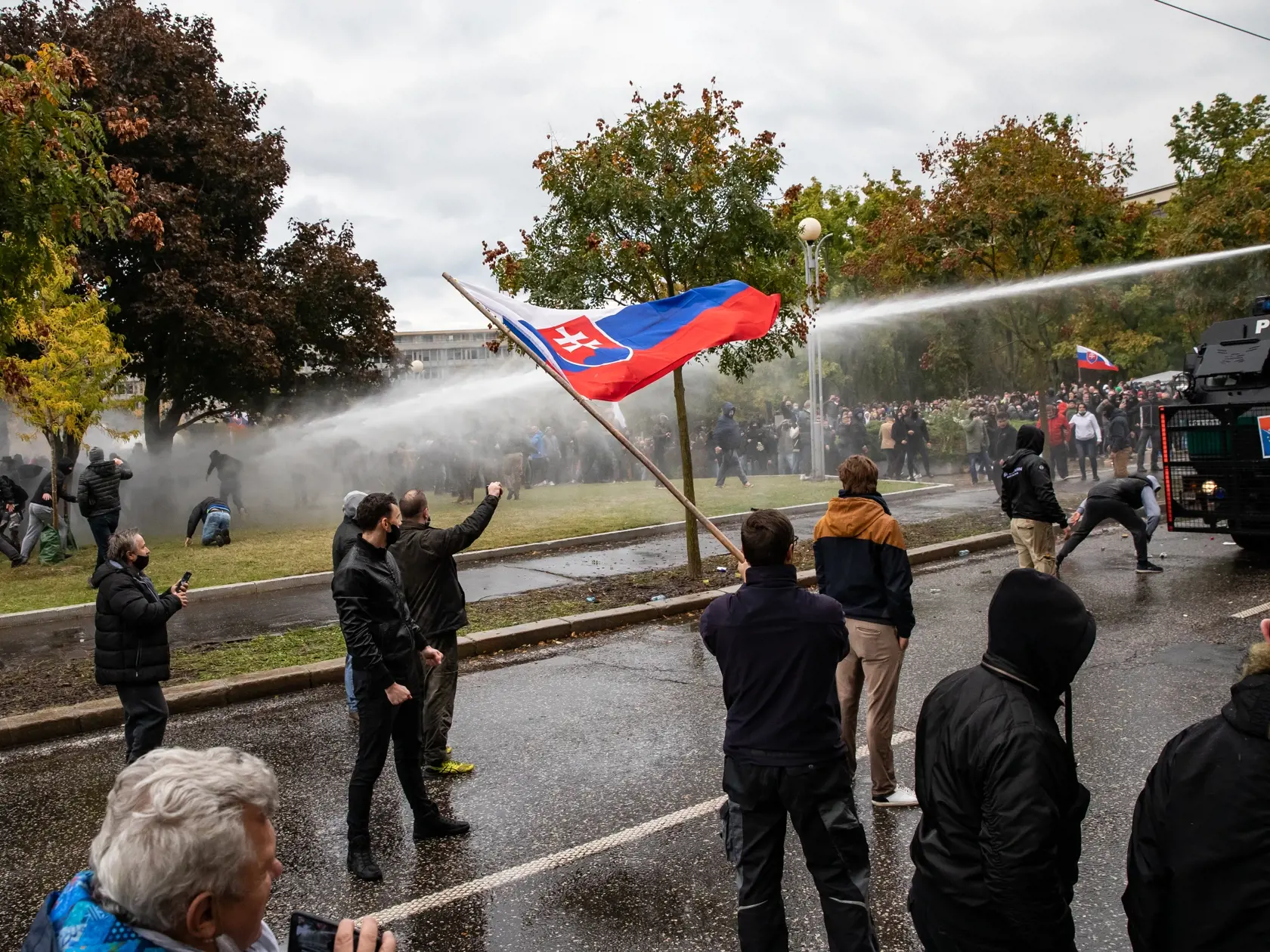 Protest proti Igorovi Matovičovi pred úradom vlády SR.