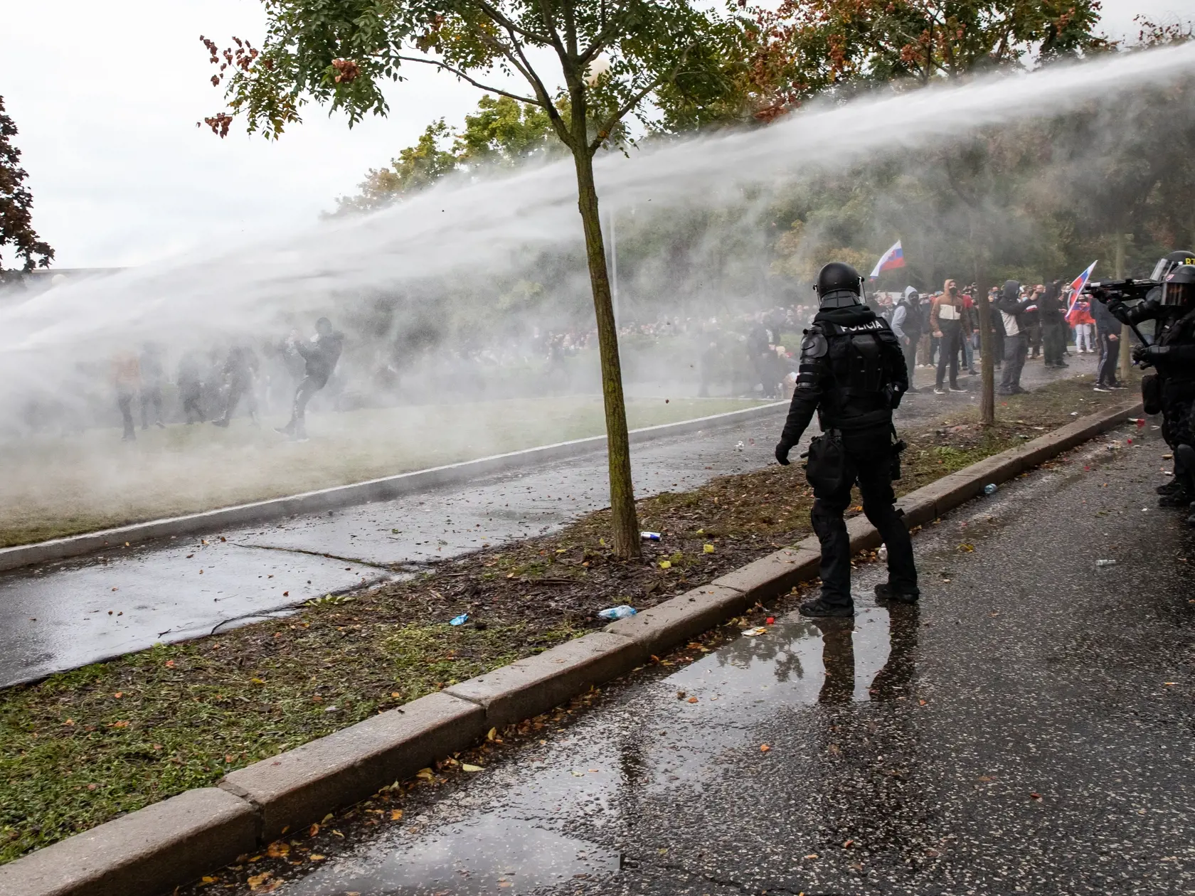 Protest proti Igorovi Matovičovi pred úradom vlády SR.