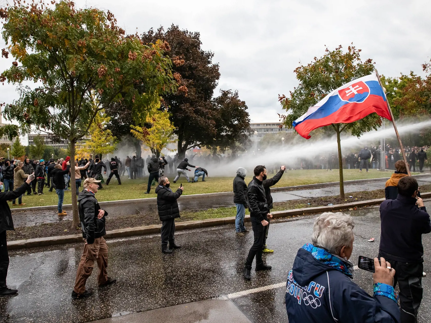 Protest proti Igorovi Matovičovi pred úradom vlády SR.