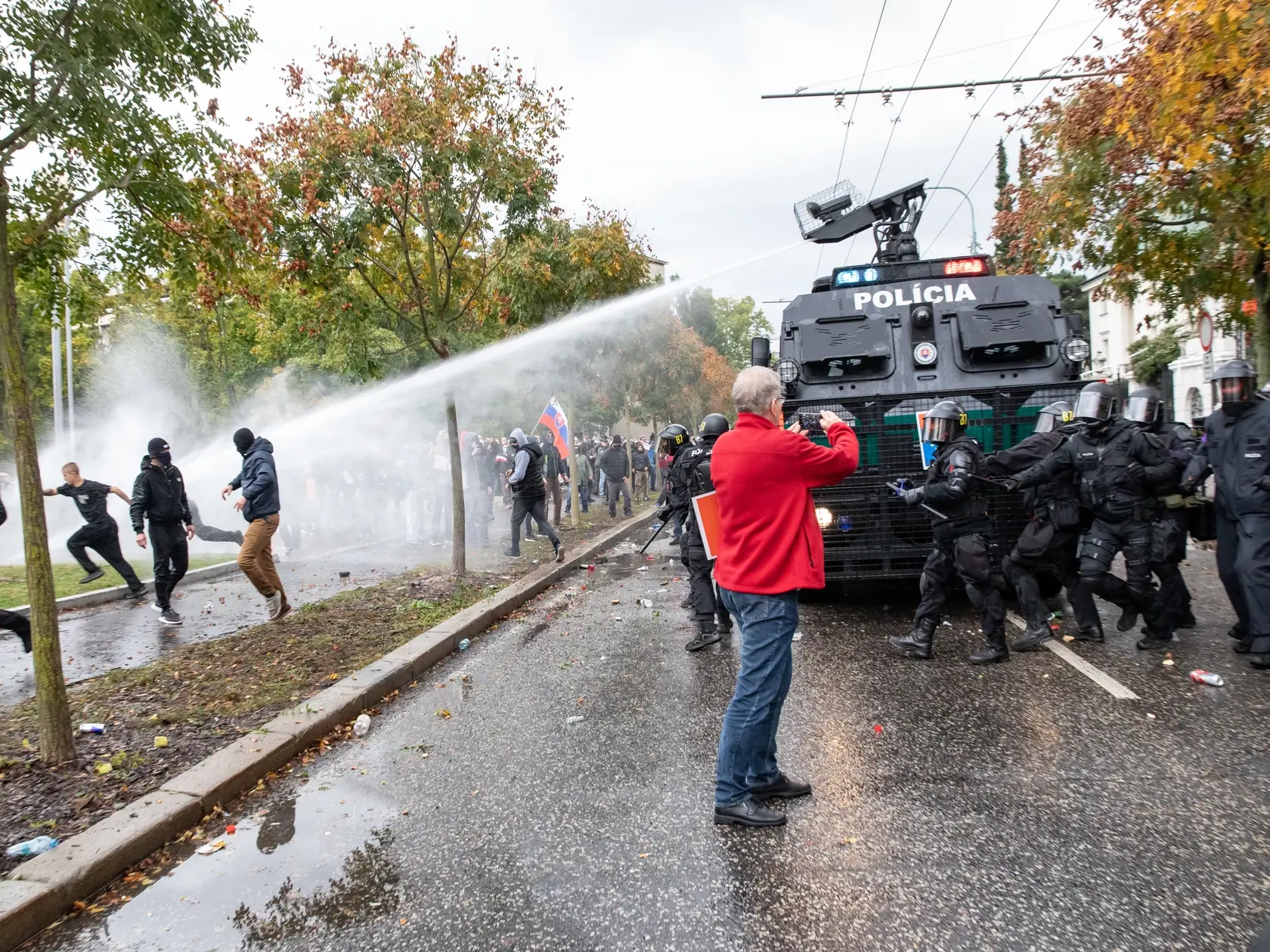 Protest proti Igorovi Matovičovi pred úradom vlády SR.