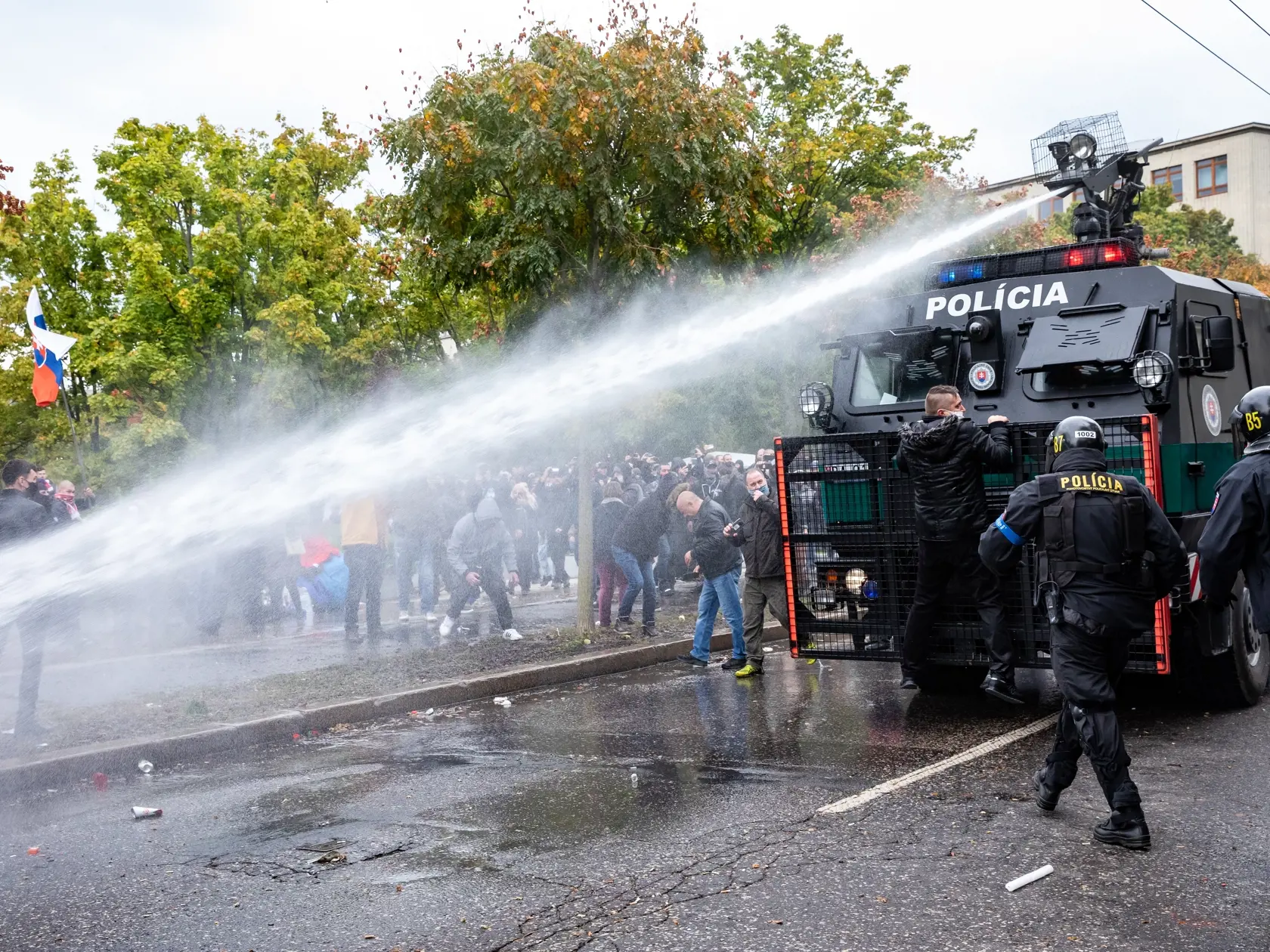 Protest proti Igorovi Matovičovi pred úradom vlády SR.