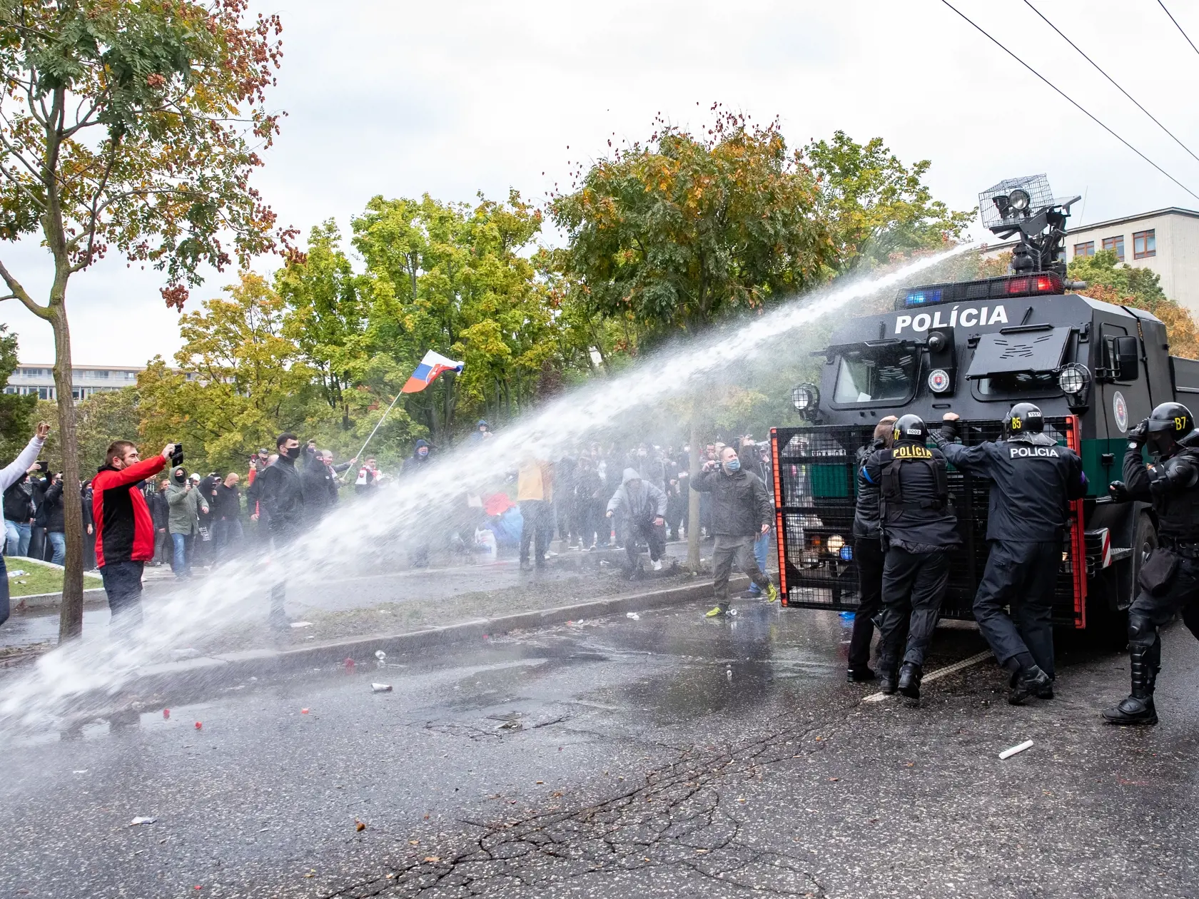Protest proti Igorovi Matovičovi pred úradom vlády SR.