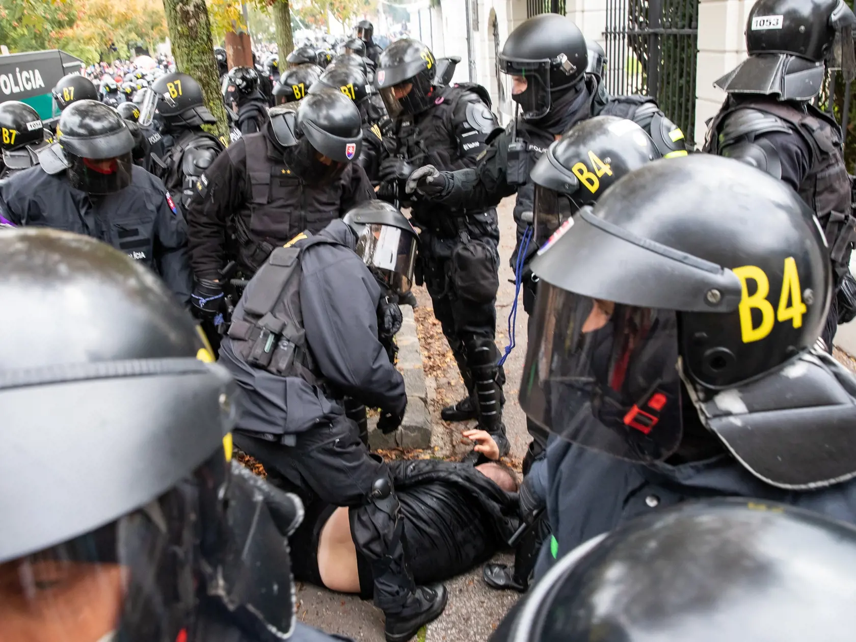 Protest proti Igorovi Matovičovi pred úradom vlády SR.