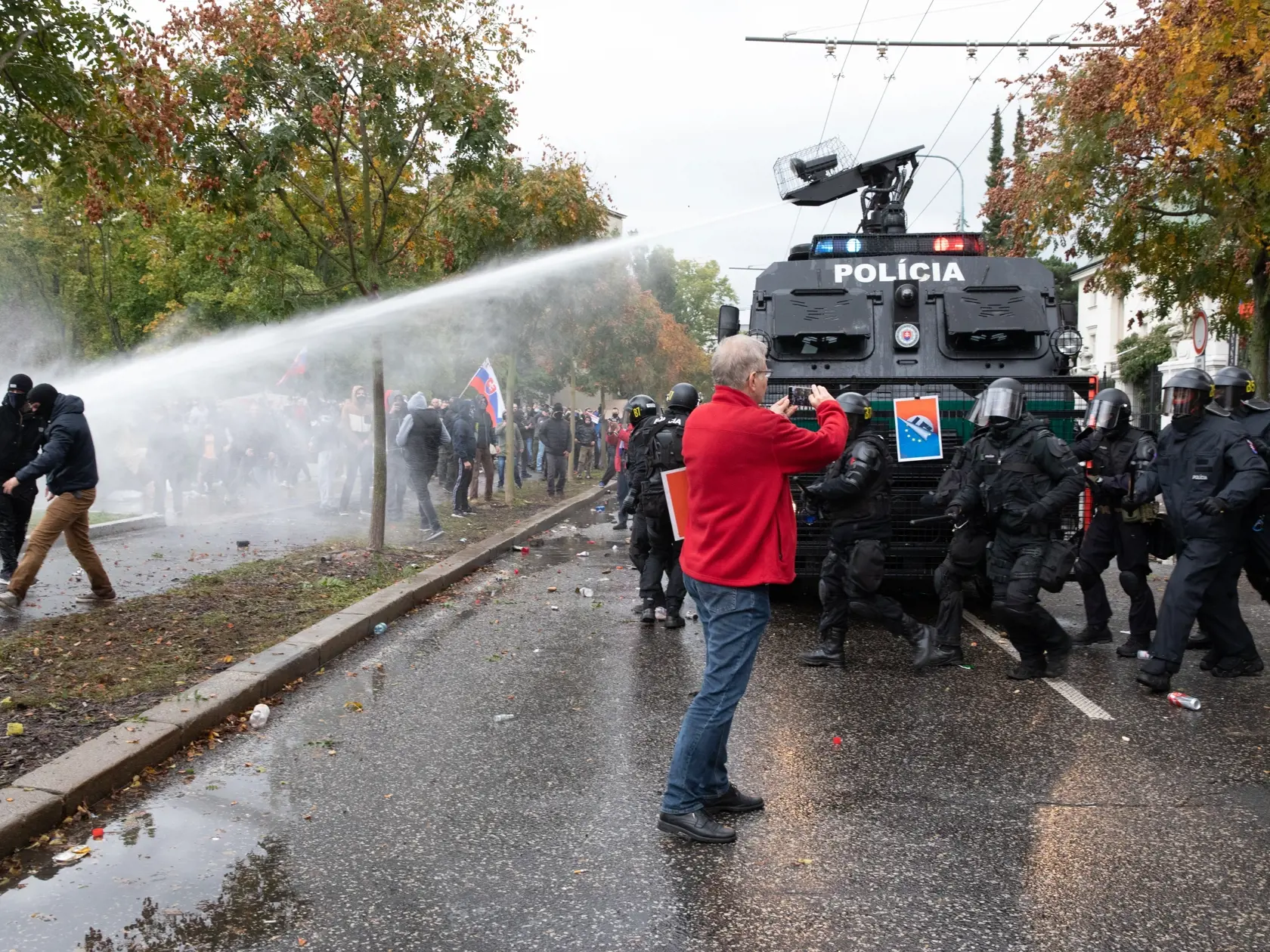 Protest proti Igorovi Matovičovi pred úradom vlády SR.