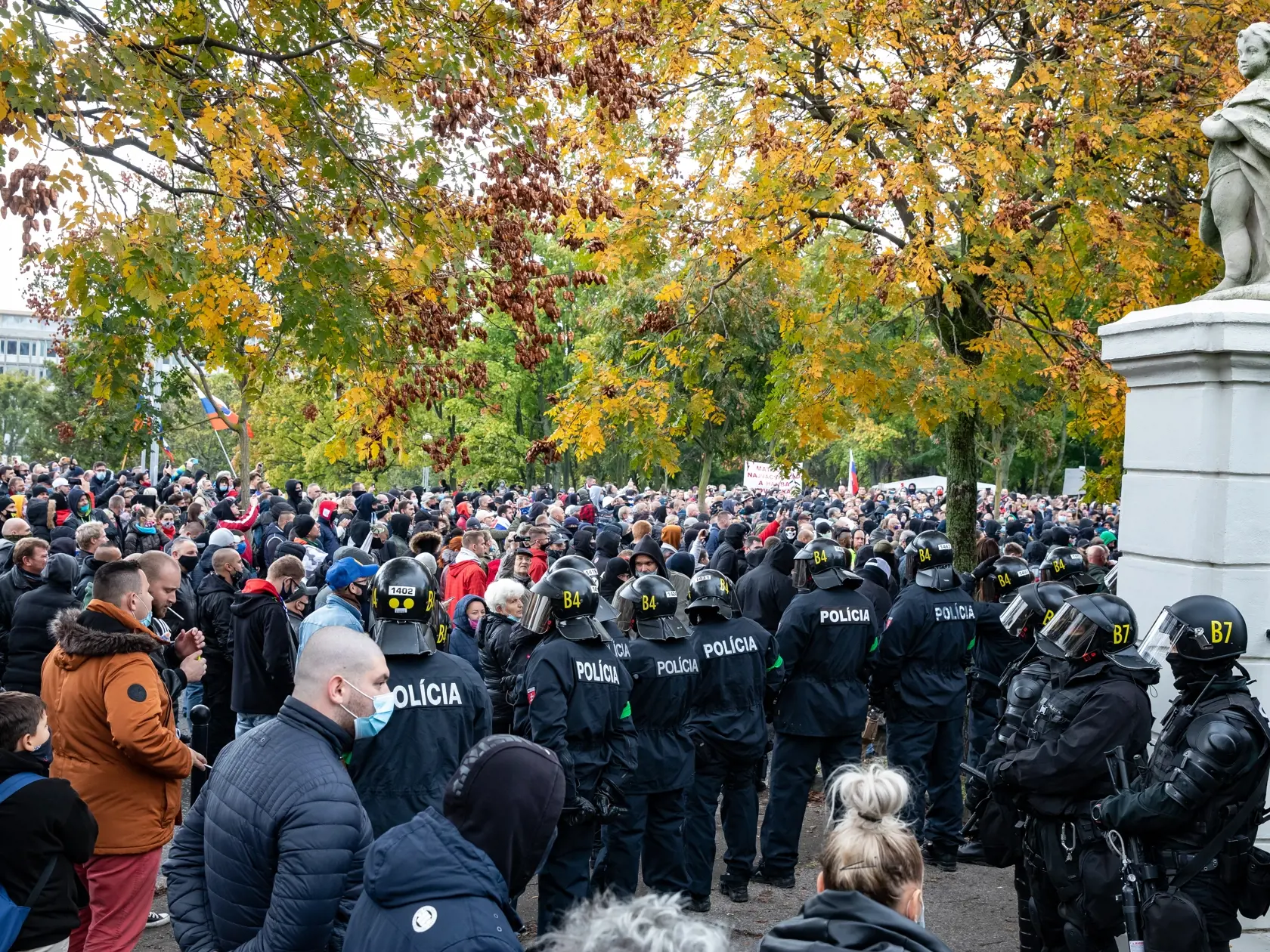 Protest proti Igorovi Matovičovi pred úradom vlády SR.
