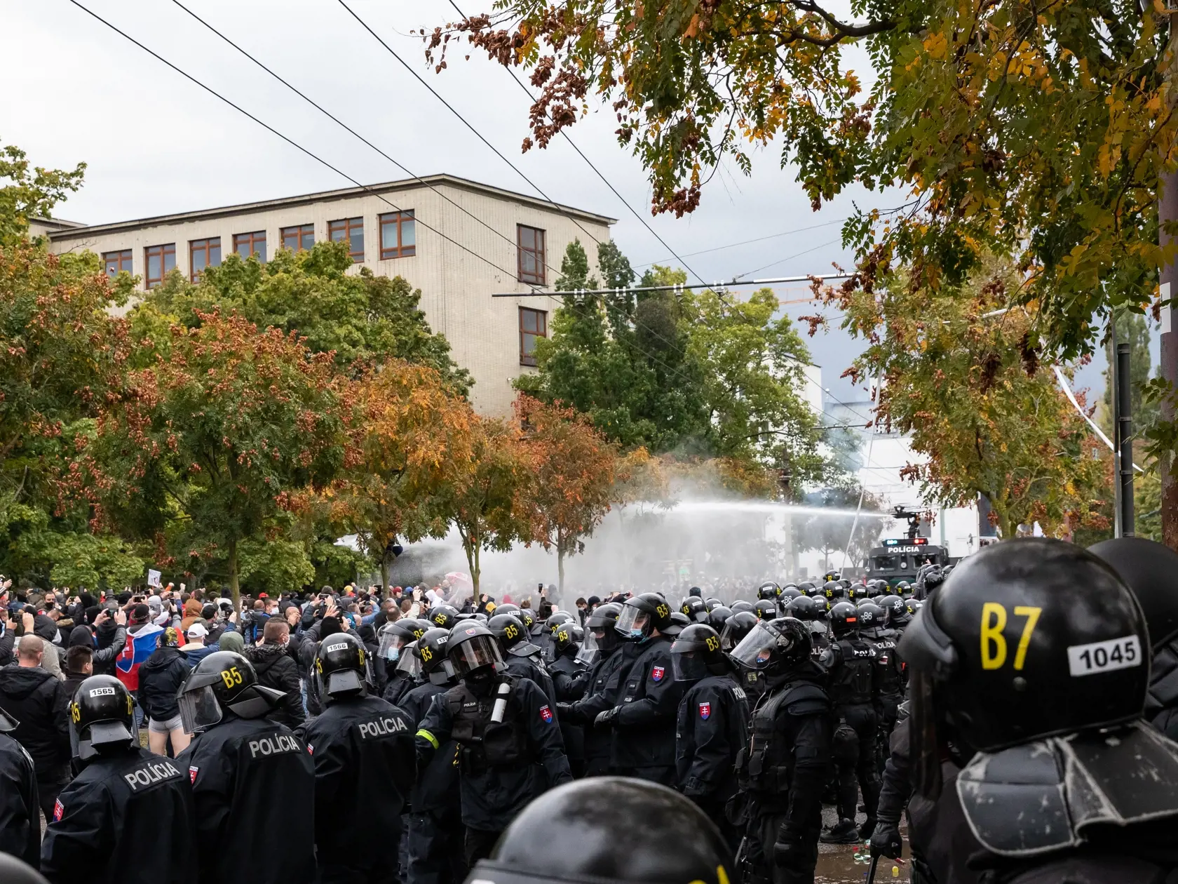 Protest proti Igorovi Matovičovi pred úradom vlády SR.