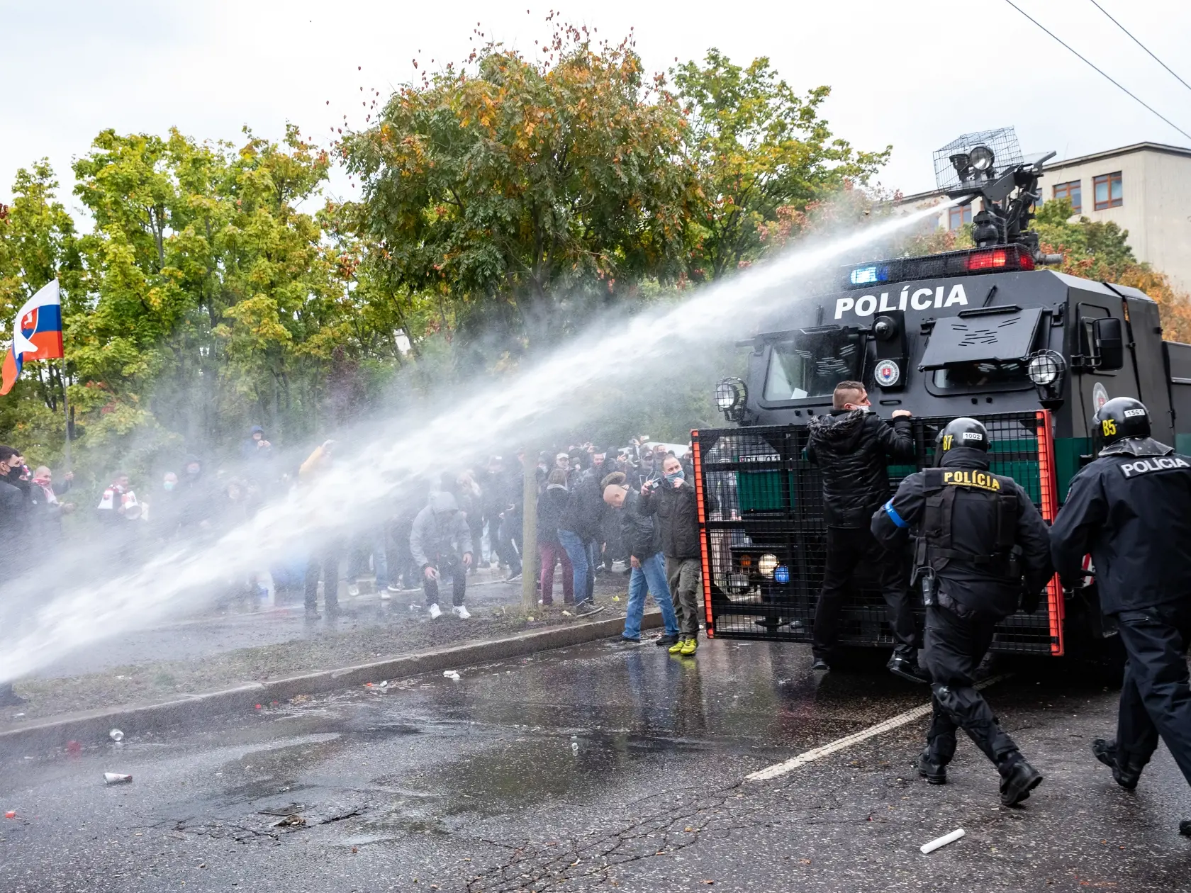 Protest proti Igorovi Matovičovi pred úradom vlády SR.