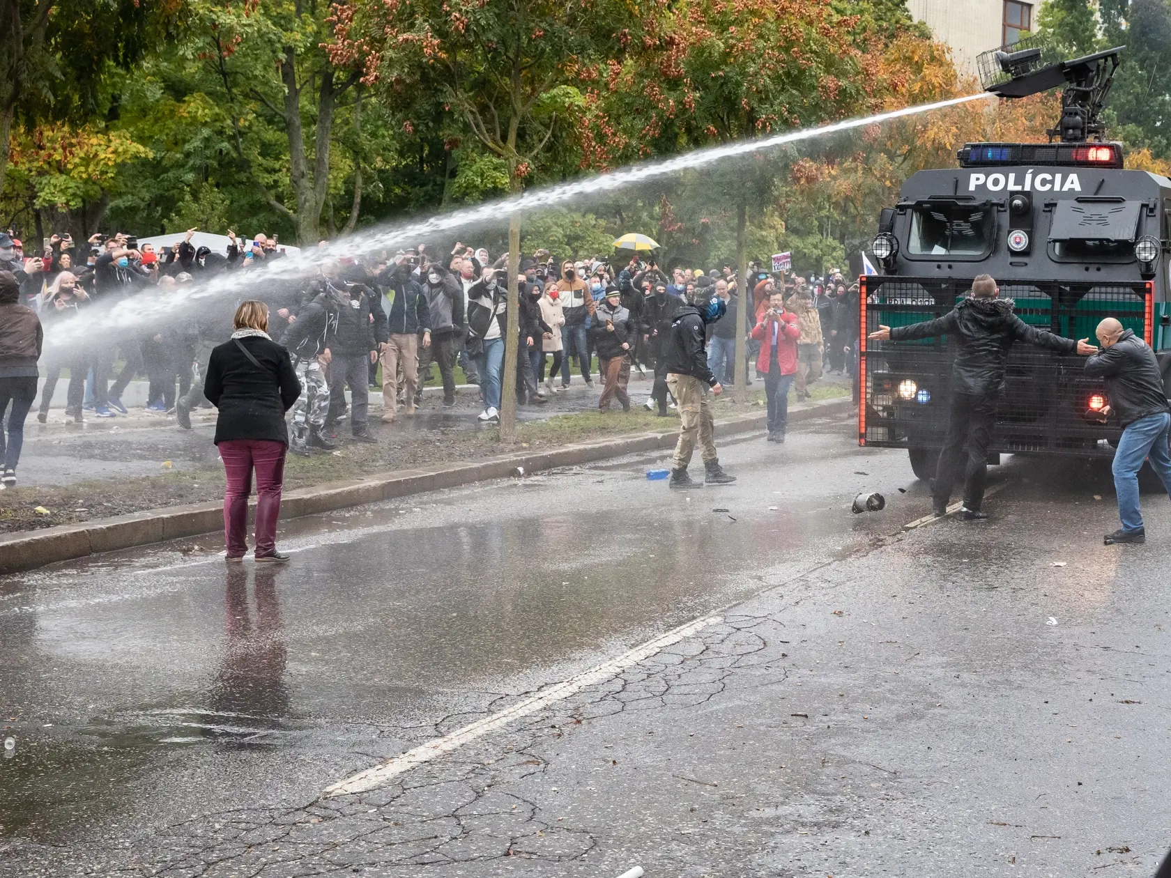 Protest proti Igorovi Matovičovi pred úradom vlády SR.