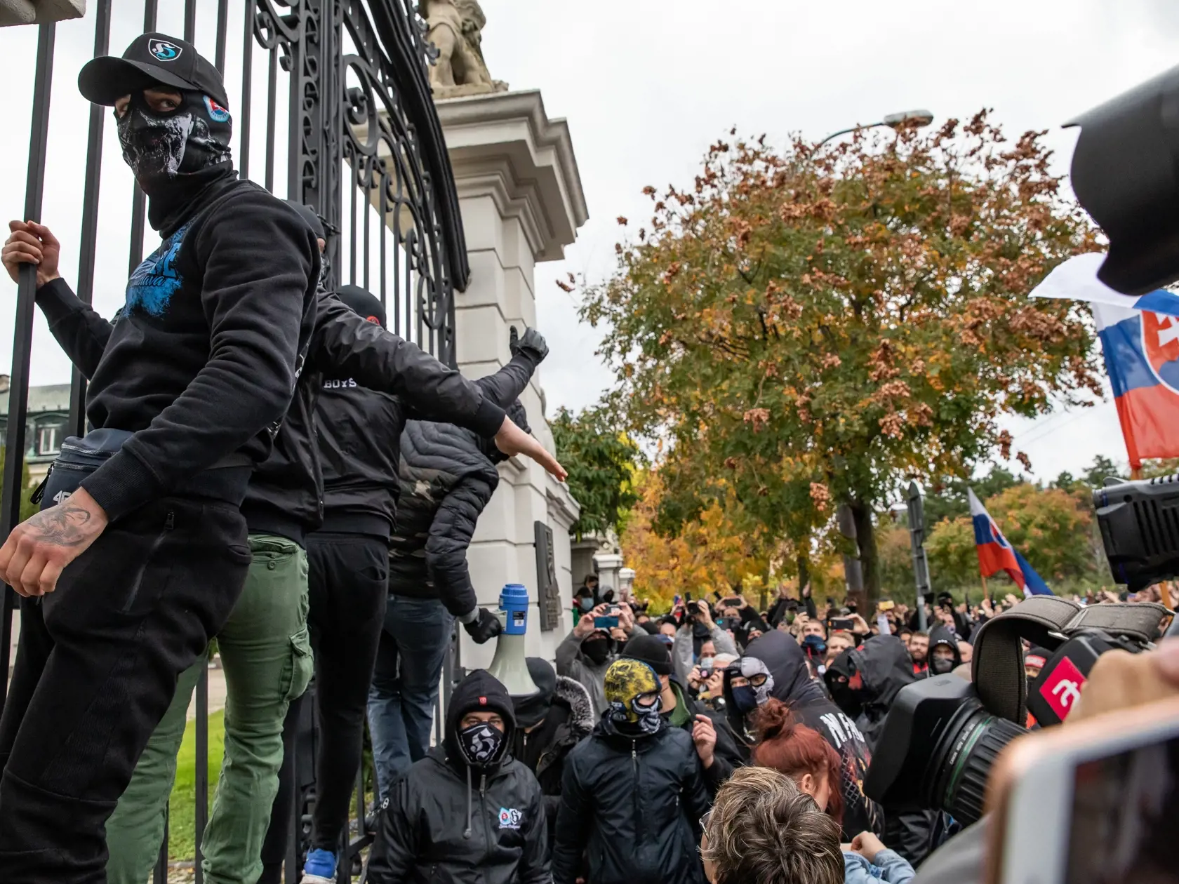 Protest proti Igorovi Matovičovi pred úradom vlády SR.