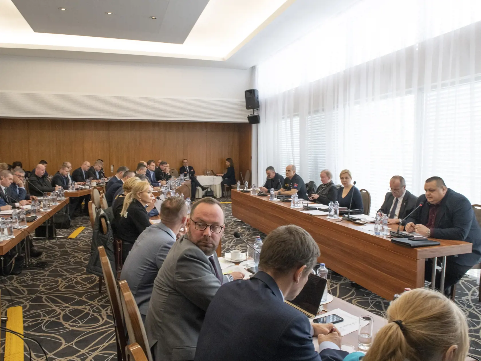 Zasadnutia Ústredného krízového štábu 12. marca 2020 v Bratislave. FOTO TASR - Pavel Neubauer